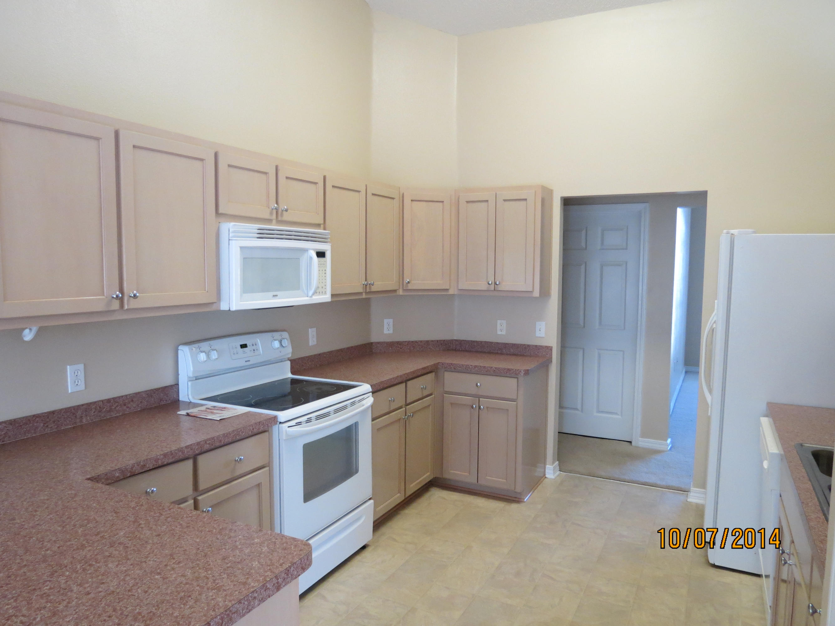 IRON GATE S/D PH I - Residential Lease