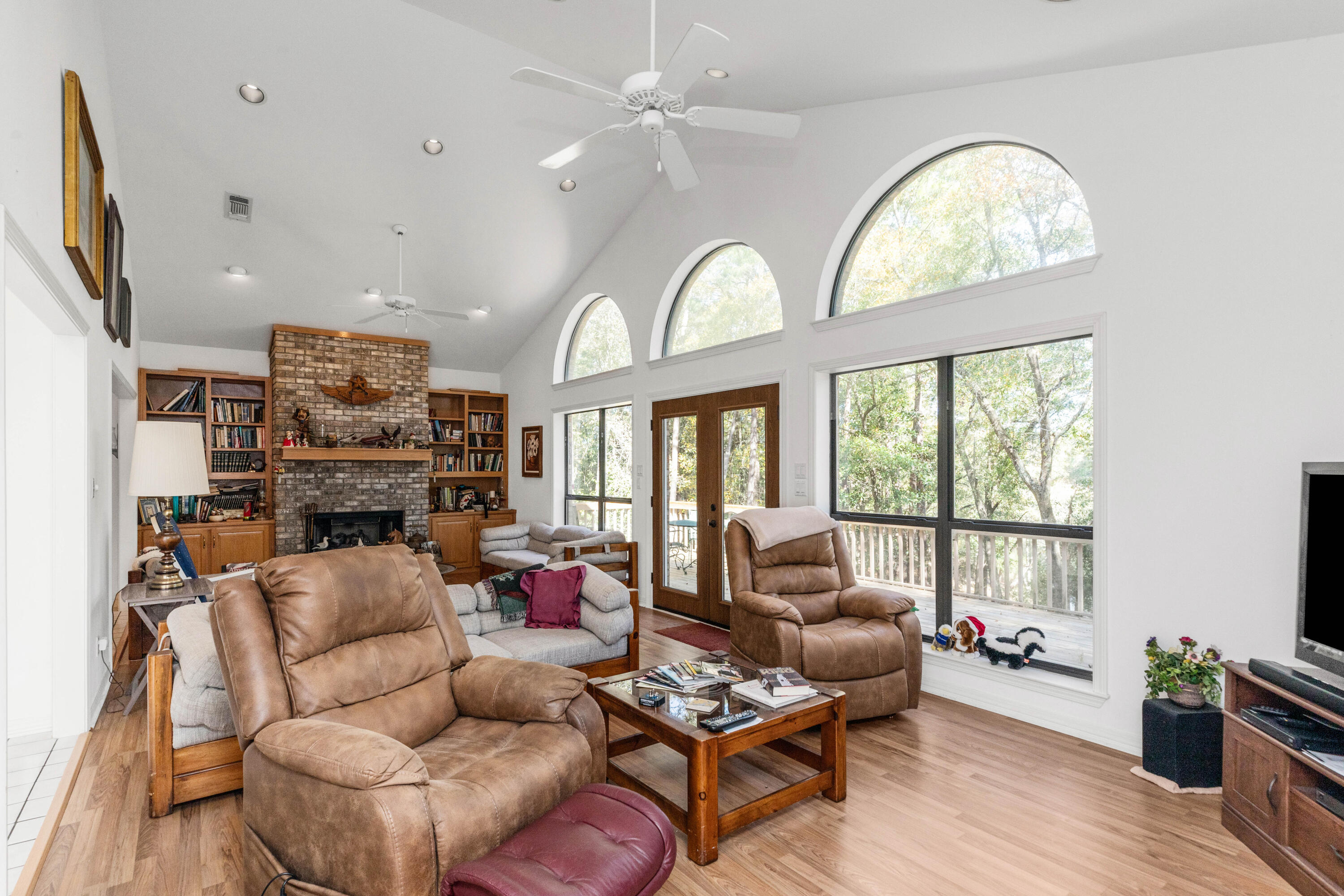 Rocky Bayou Country Club Estates - Residential