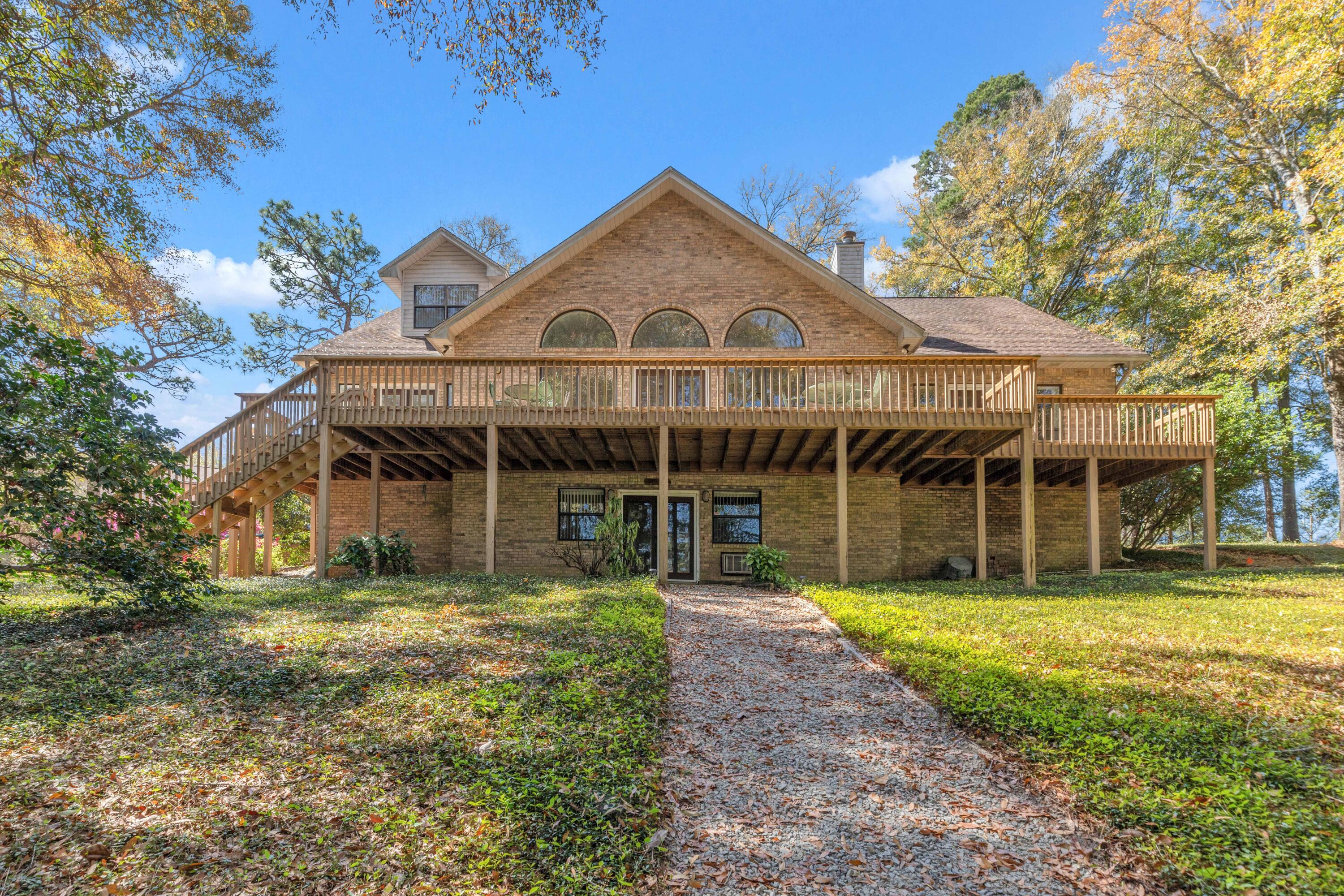 Rocky Bayou Country Club Estates - Residential