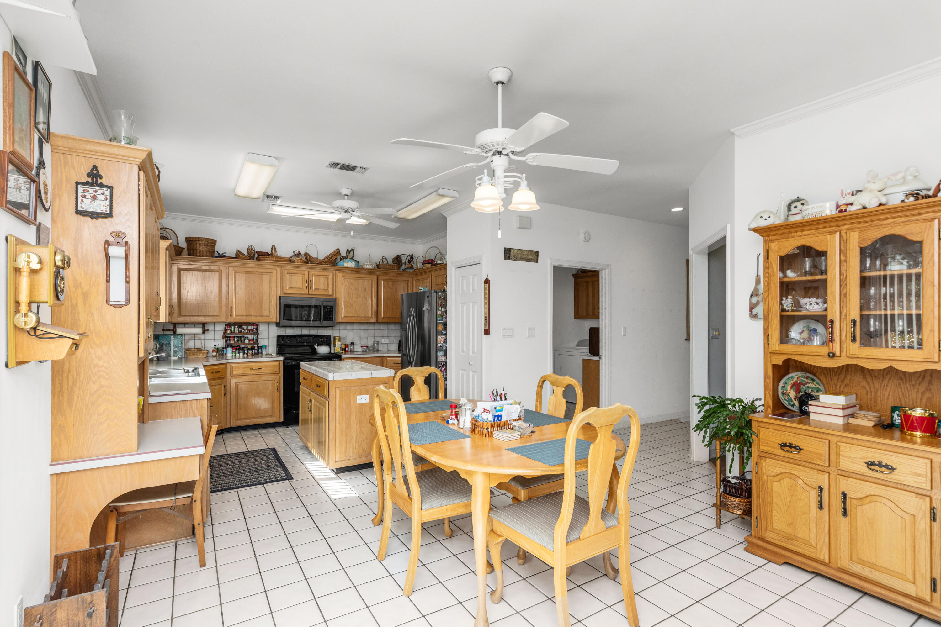 Rocky Bayou Country Club Estates - Residential