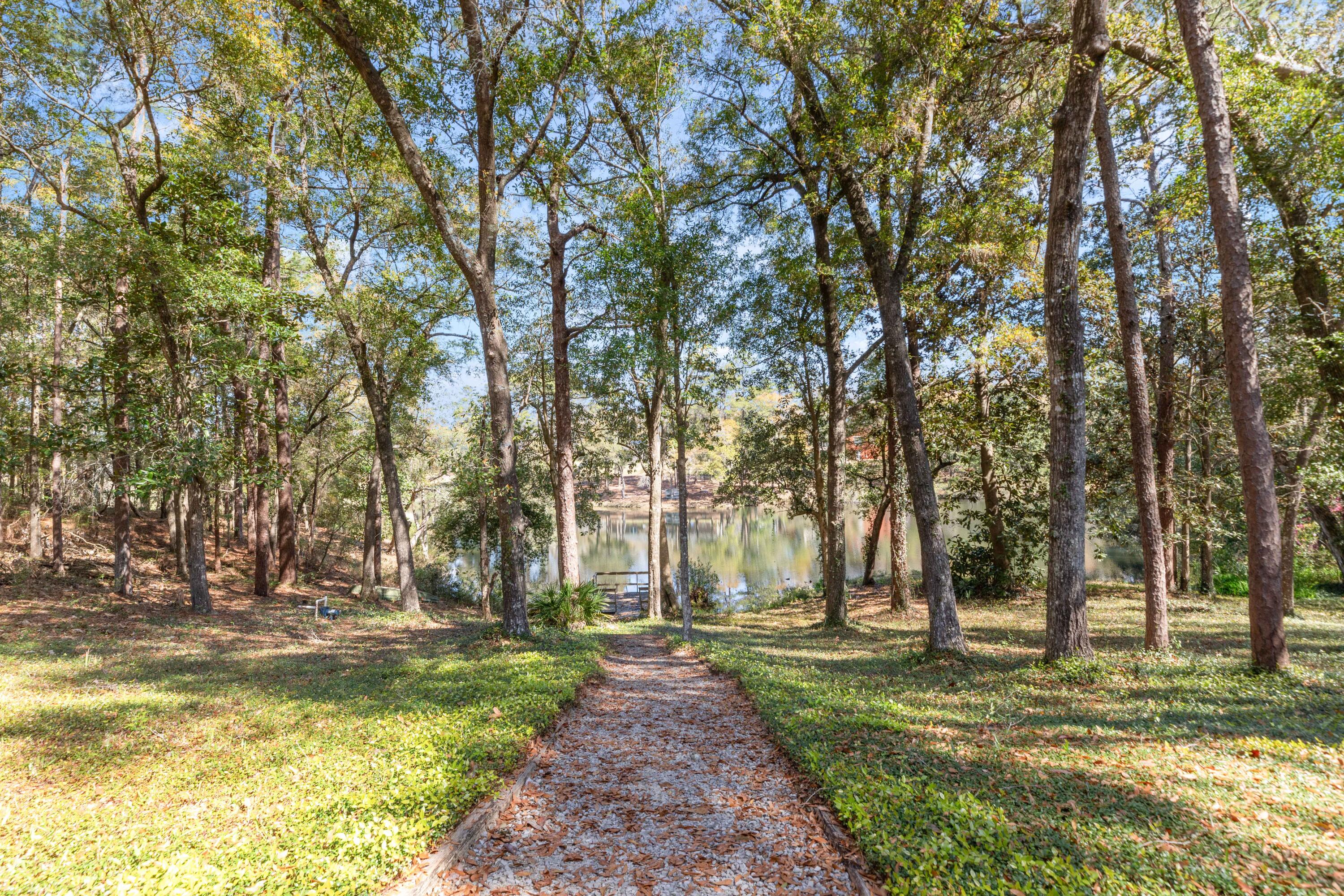 Rocky Bayou Country Club Estates - Residential