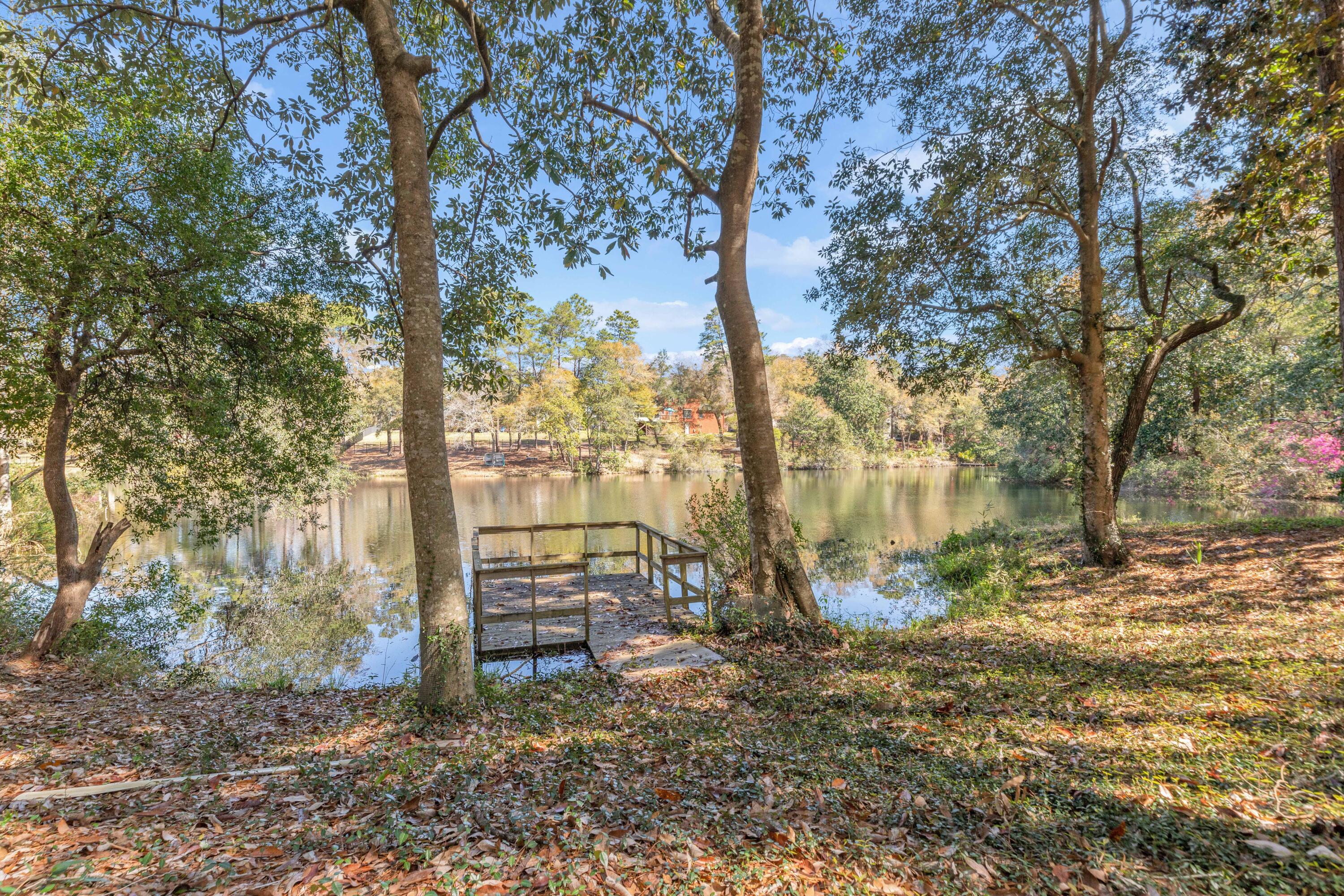 Rocky Bayou Country Club Estates - Residential