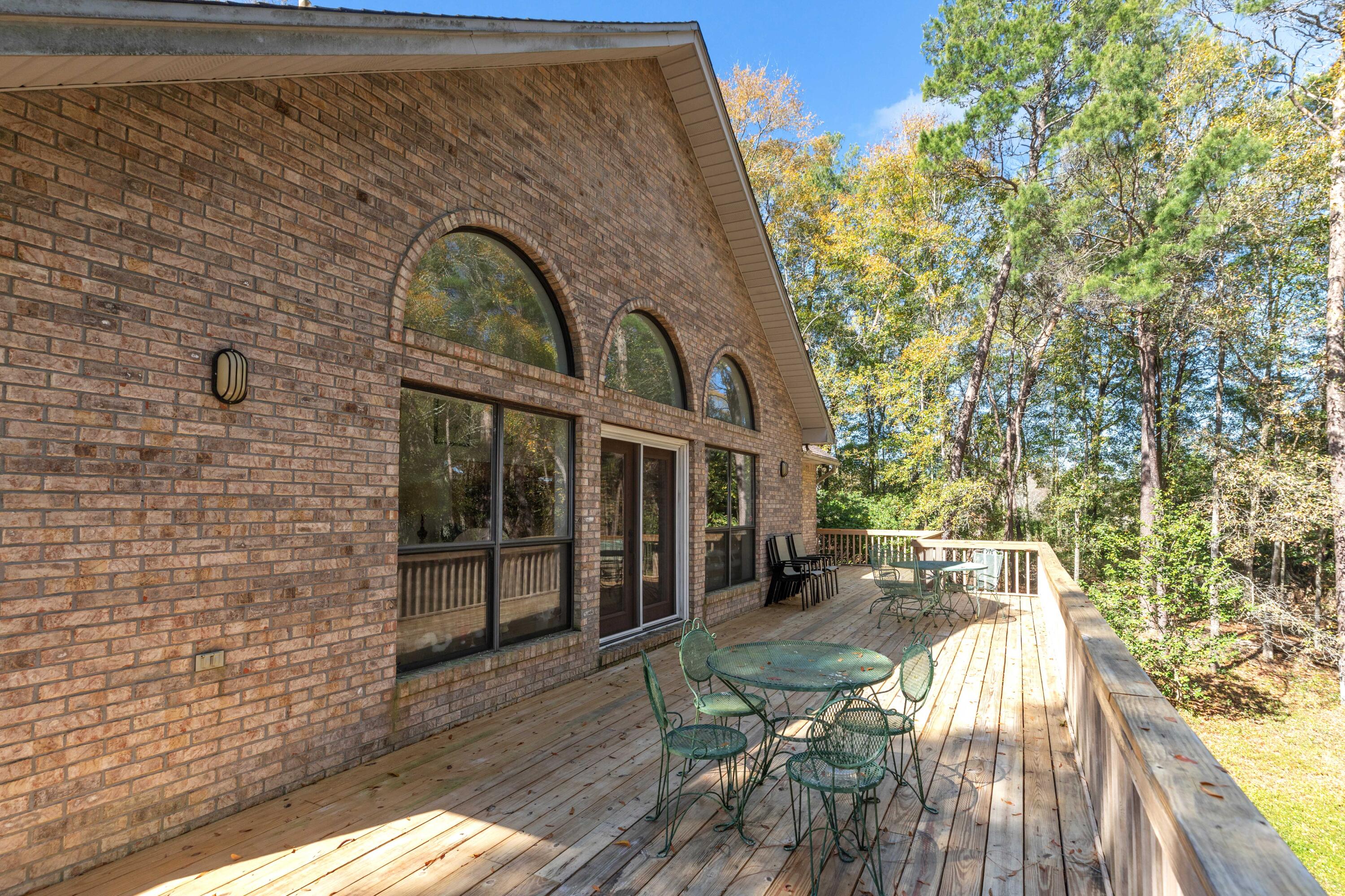 Rocky Bayou Country Club Estates - Residential