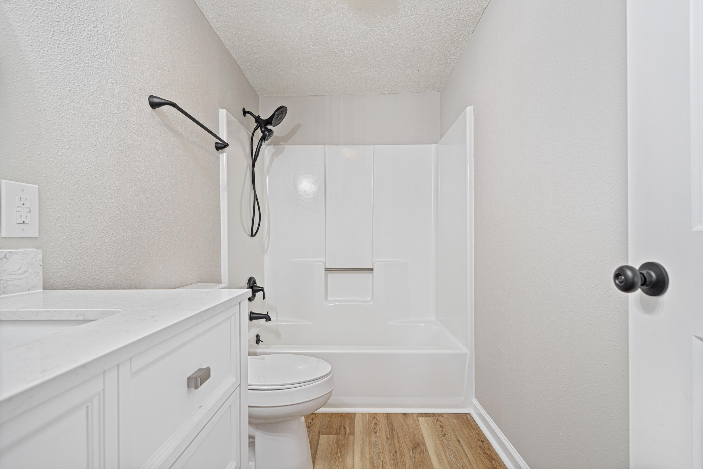 HOLLEY/NAVARRE - Residential