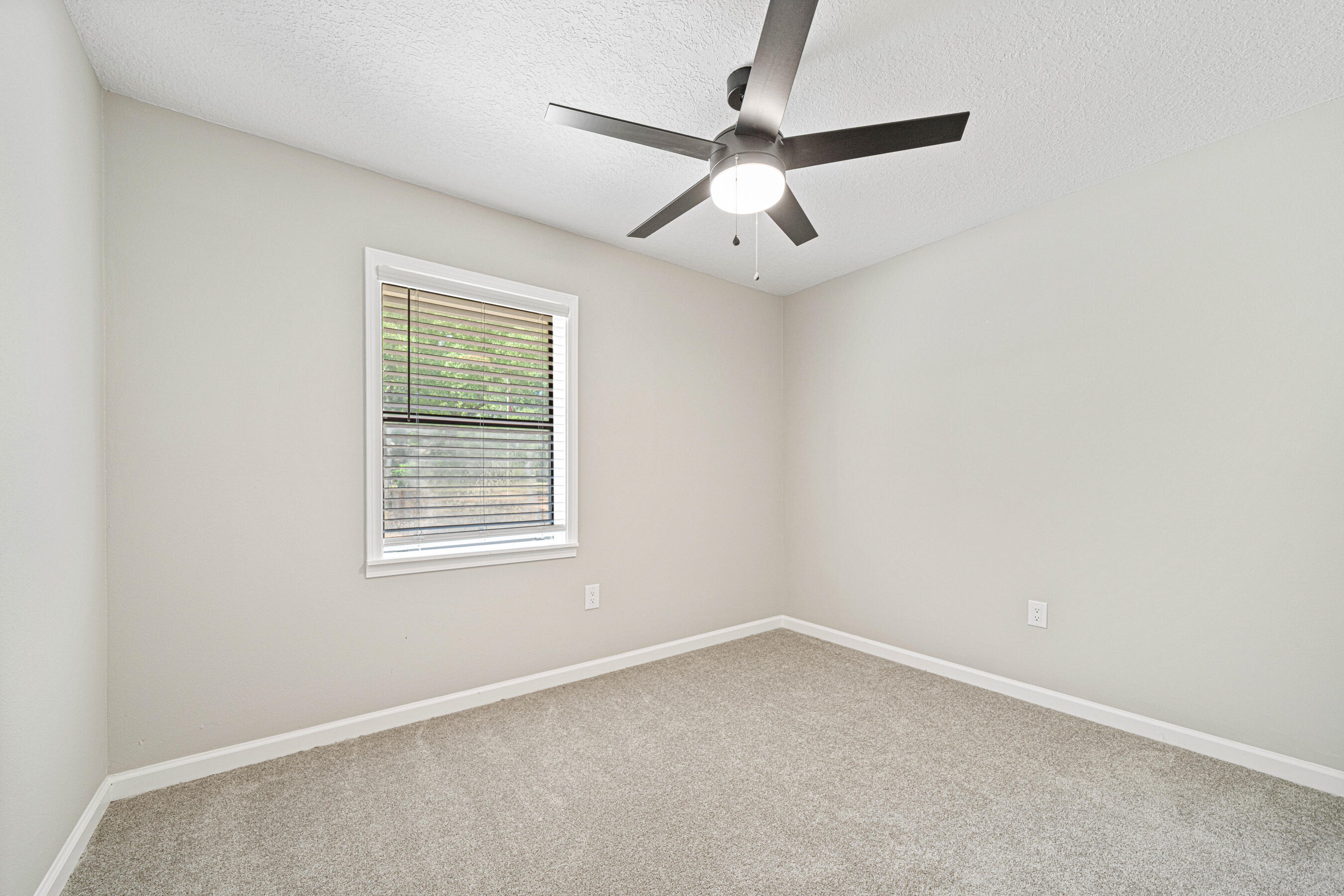HOLLEY/NAVARRE - Residential