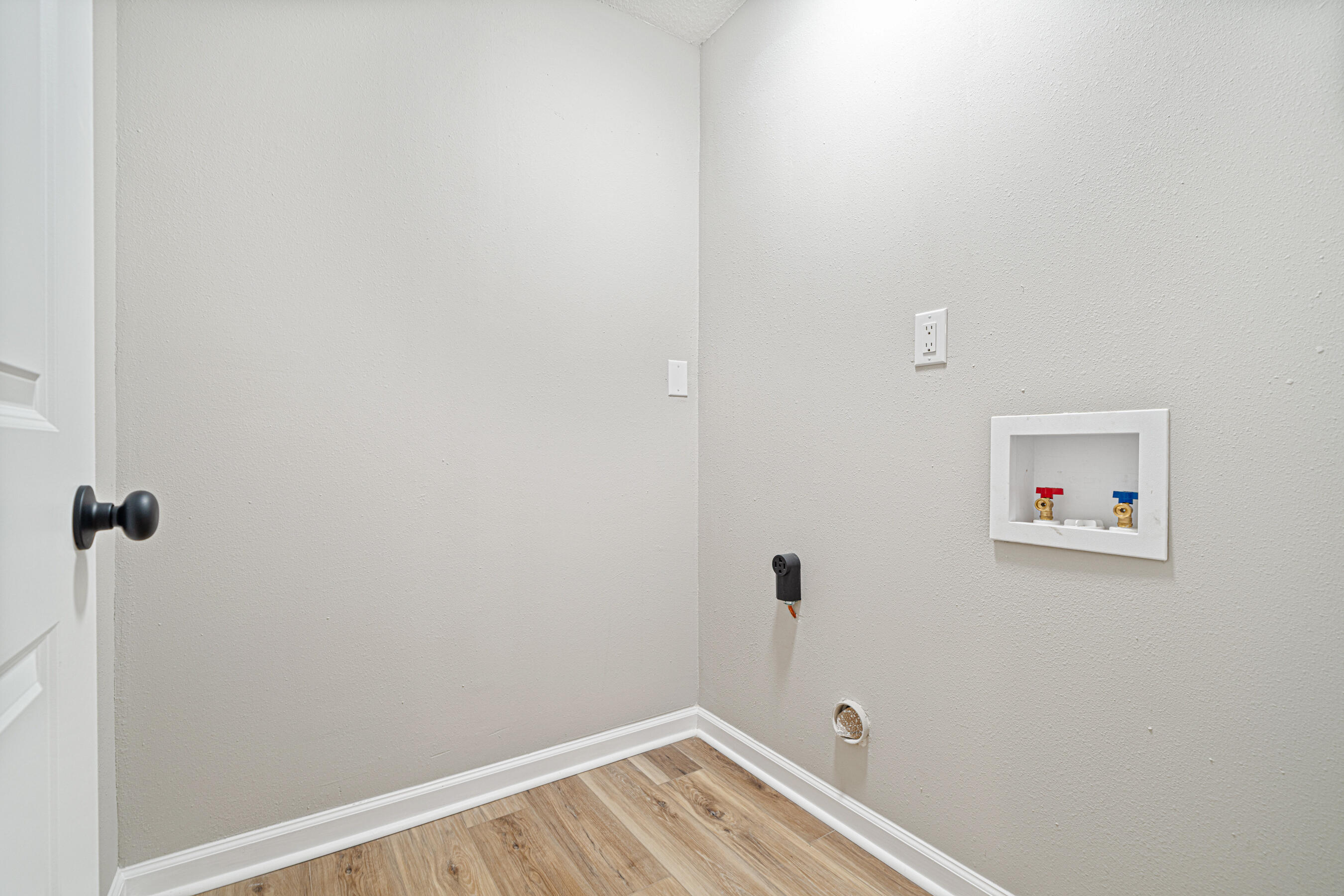 HOLLEY/NAVARRE - Residential
