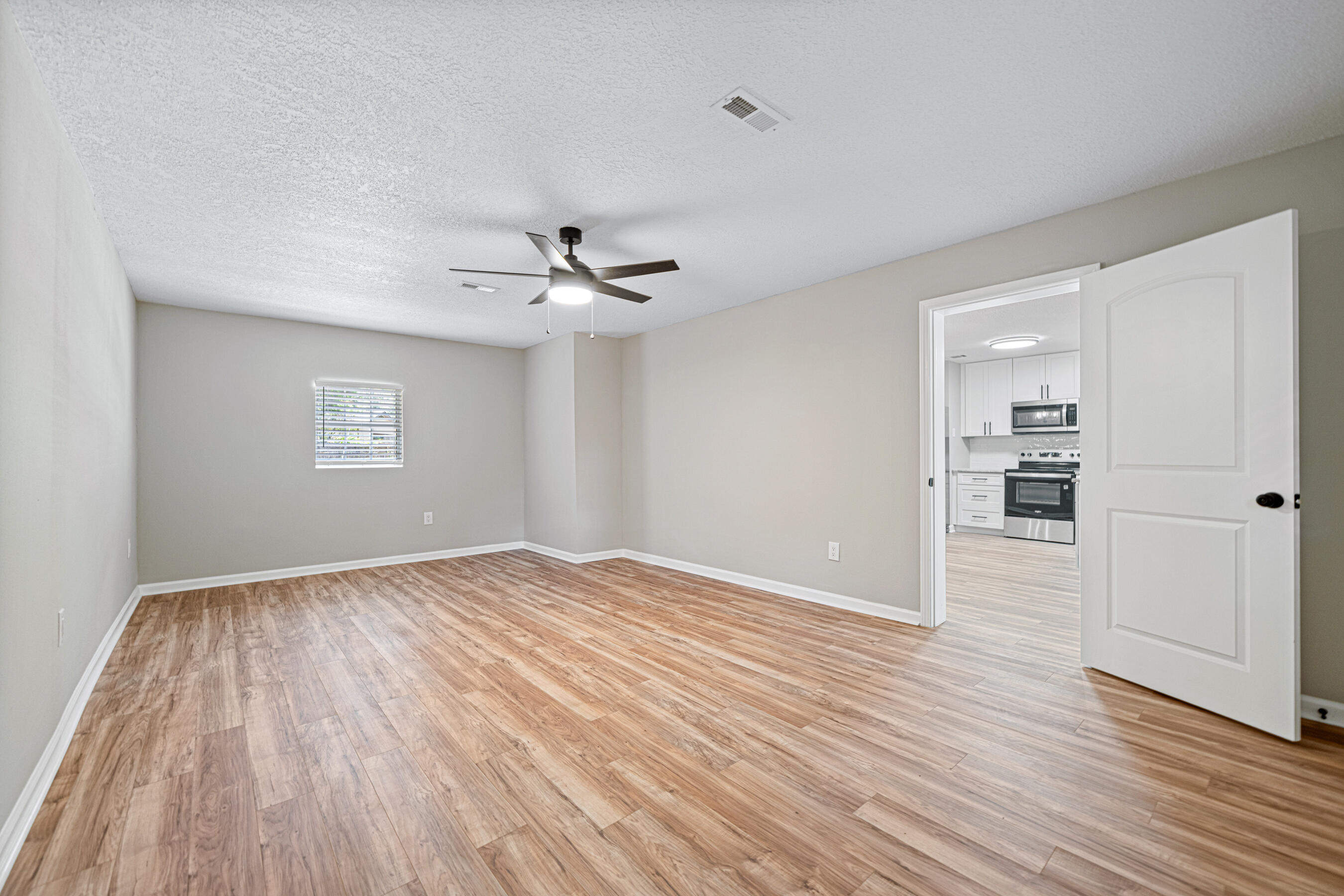 HOLLEY/NAVARRE - Residential