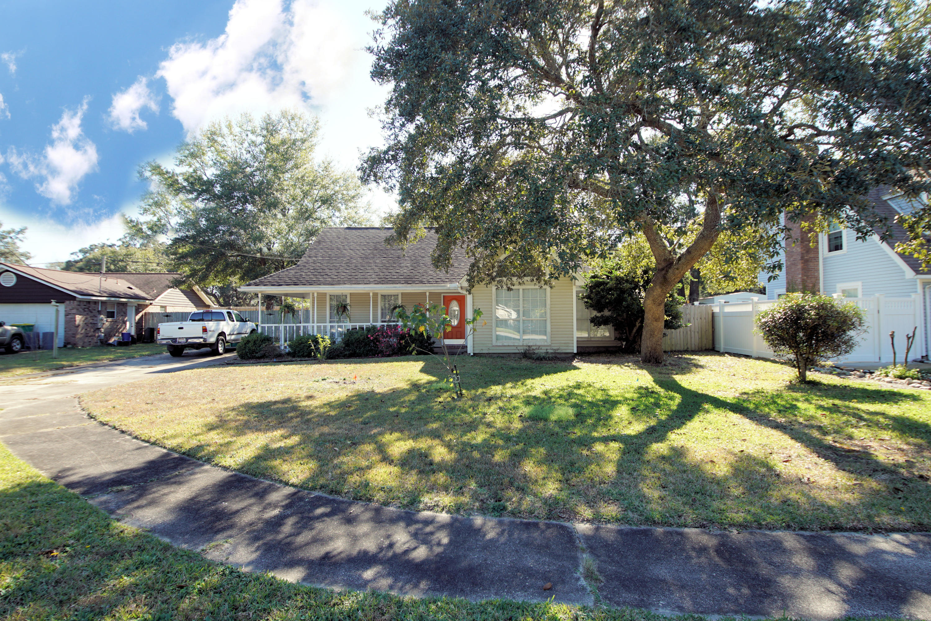 SPENCERS CROSSING - Residential