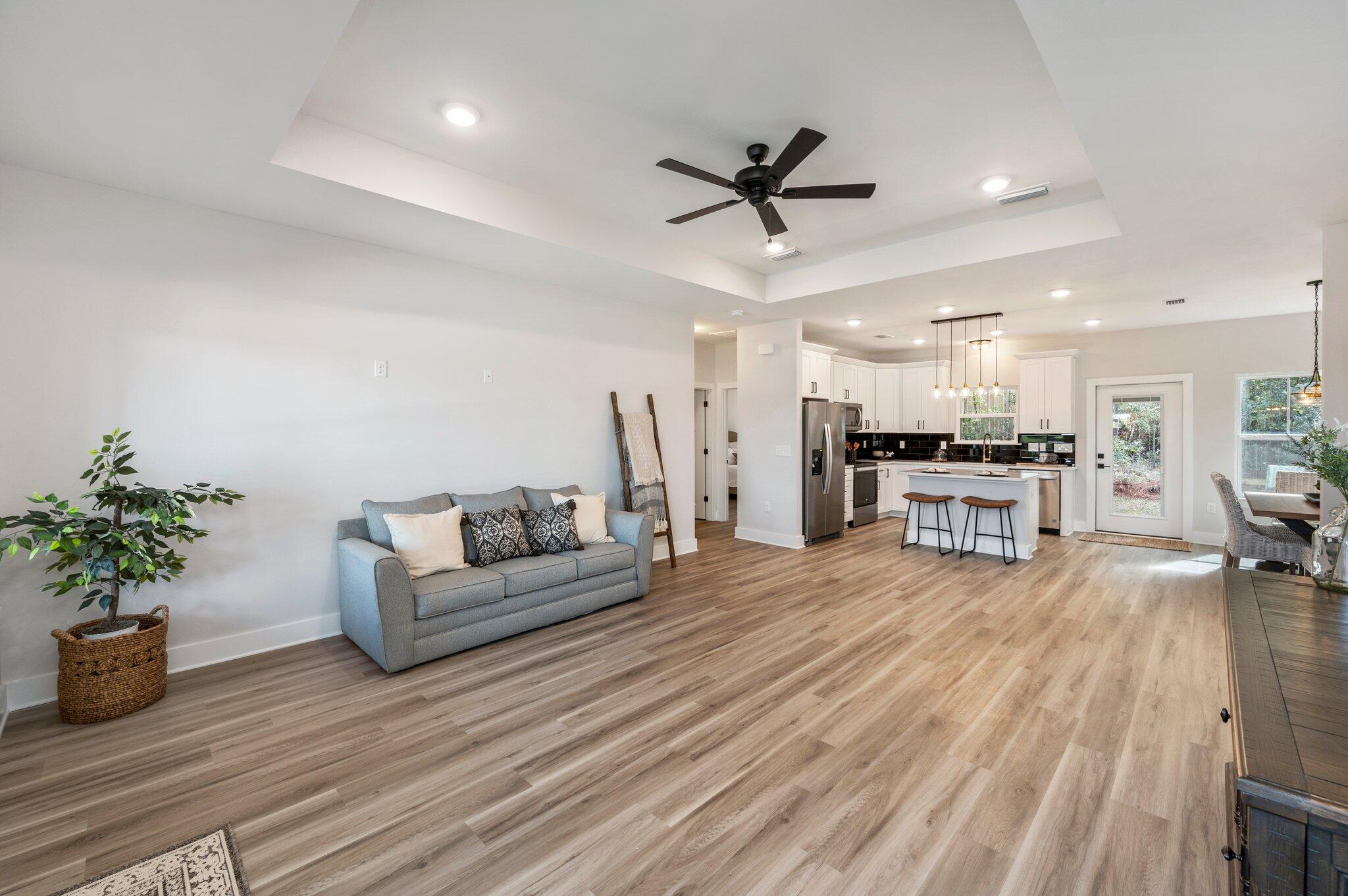 MOSSY OAKS - Residential