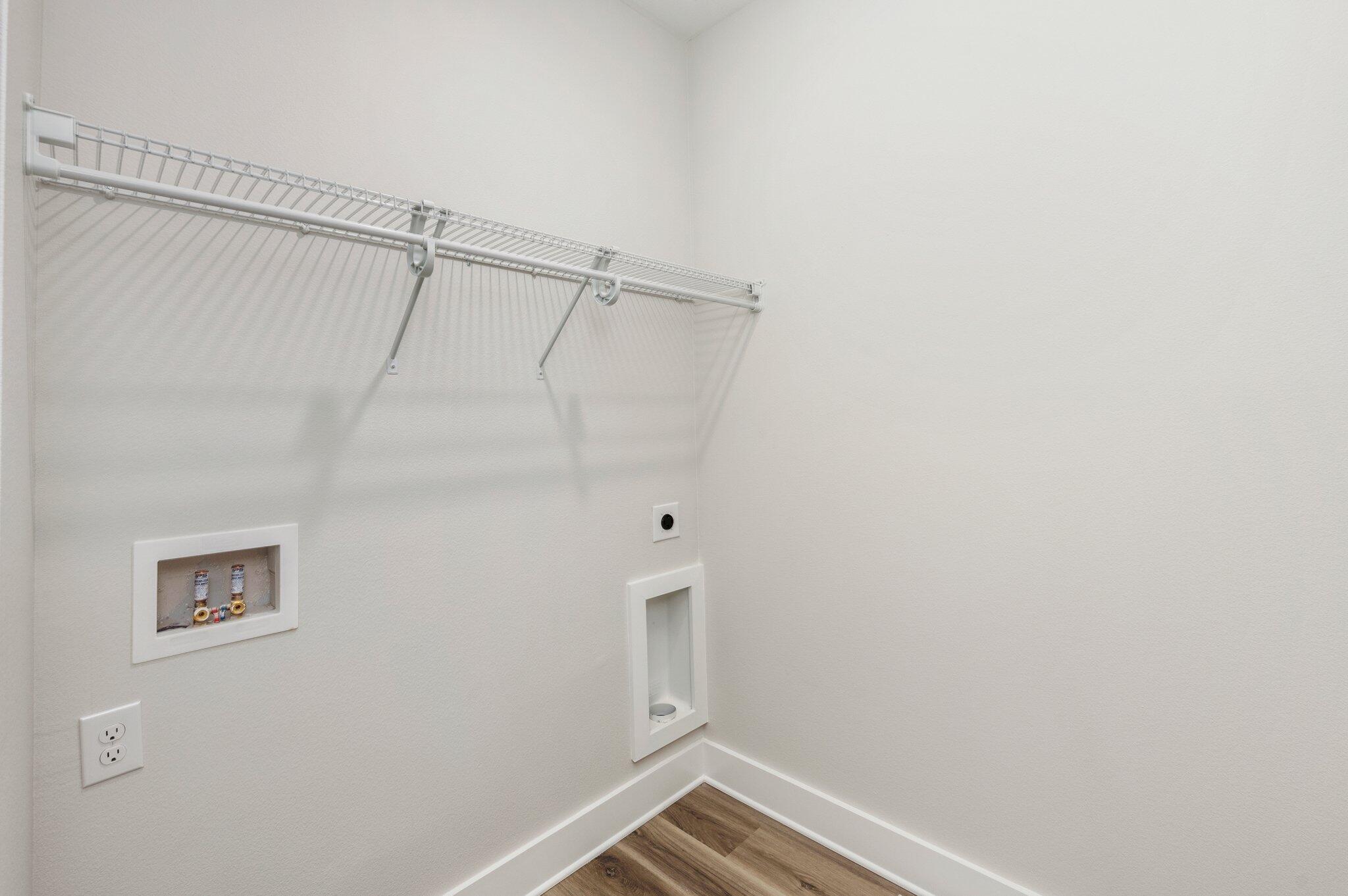 MOSSY OAKS - Residential