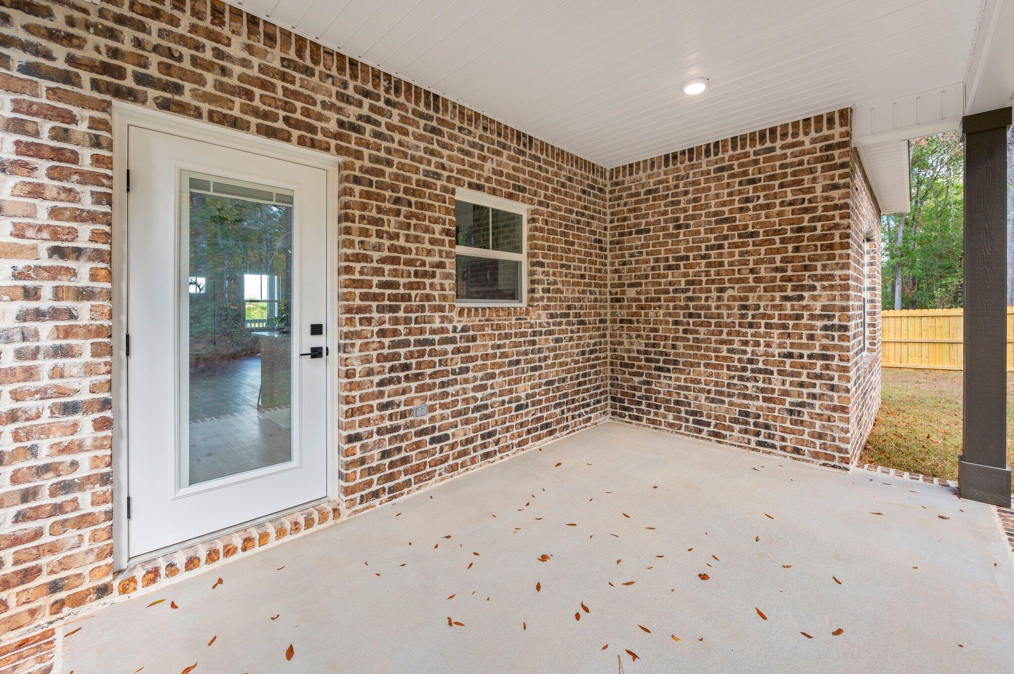 MOSSY OAKS - Residential