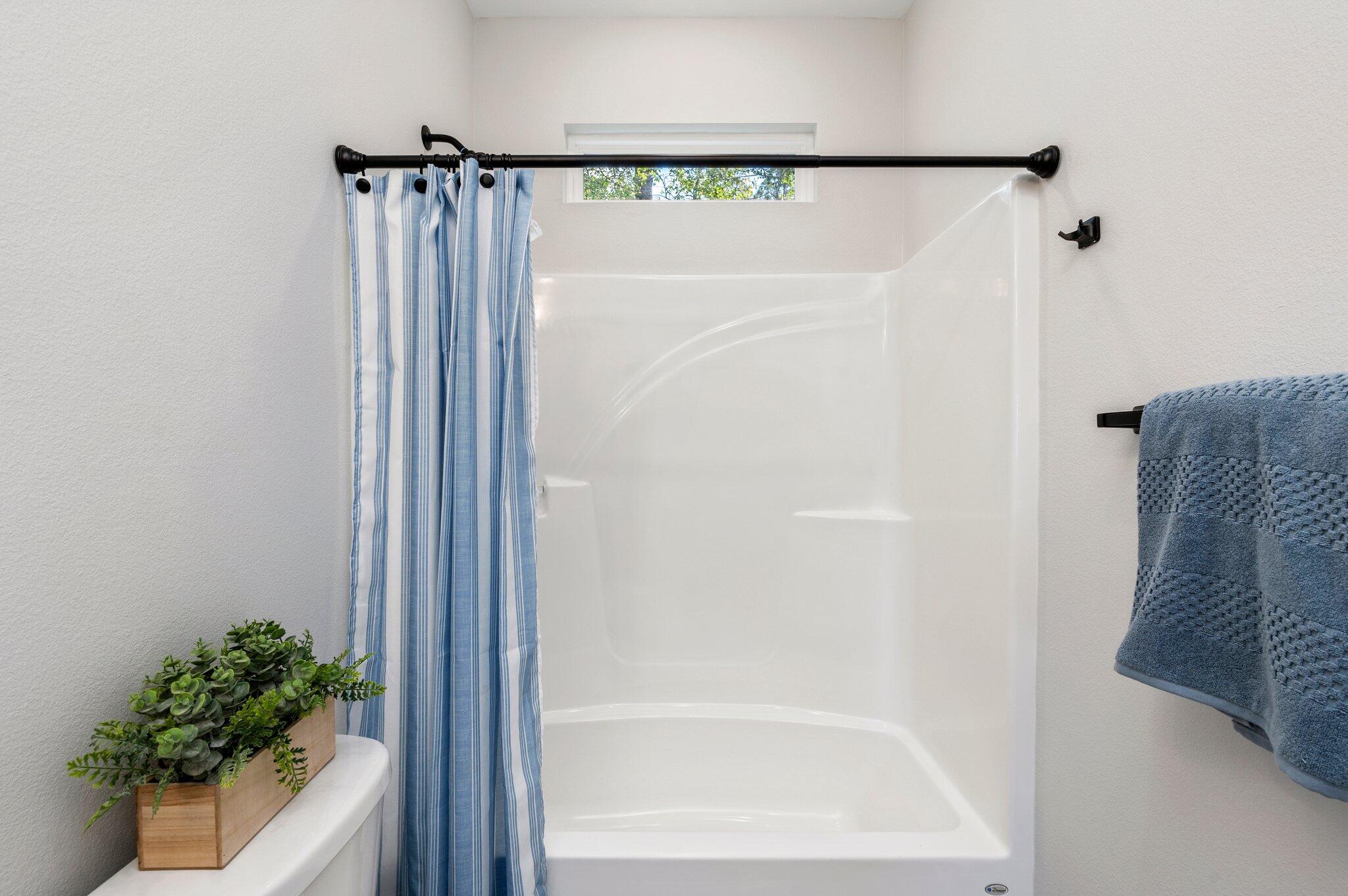 MOSSY OAKS - Residential