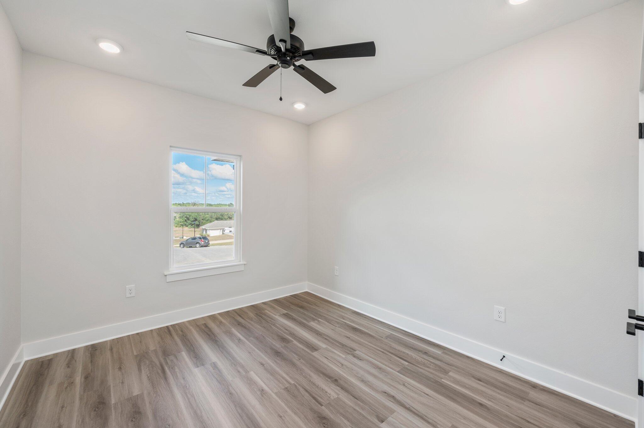 MOSSY OAKS - Residential