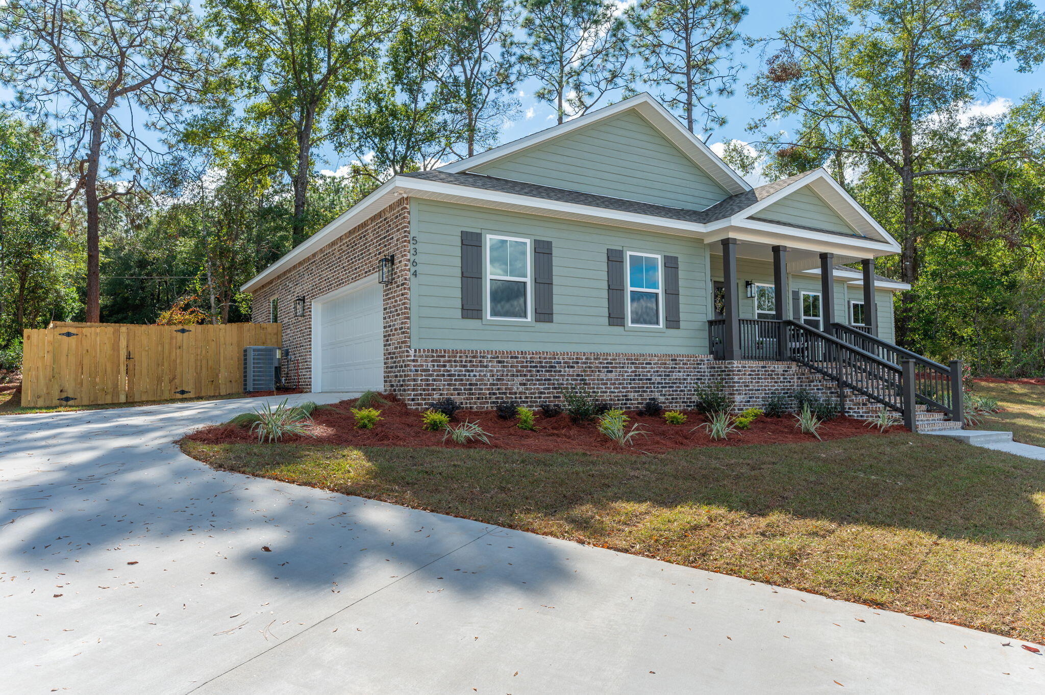 MOSSY OAKS - Residential