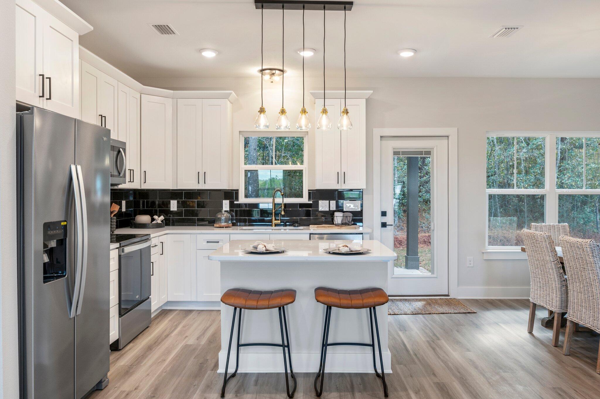 MOSSY OAKS - Residential