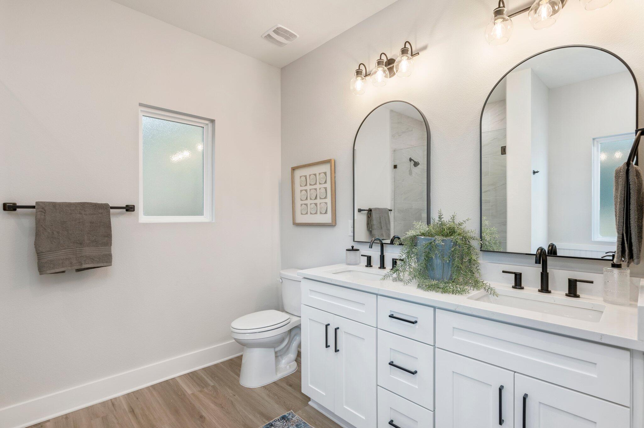 MOSSY OAKS - Residential