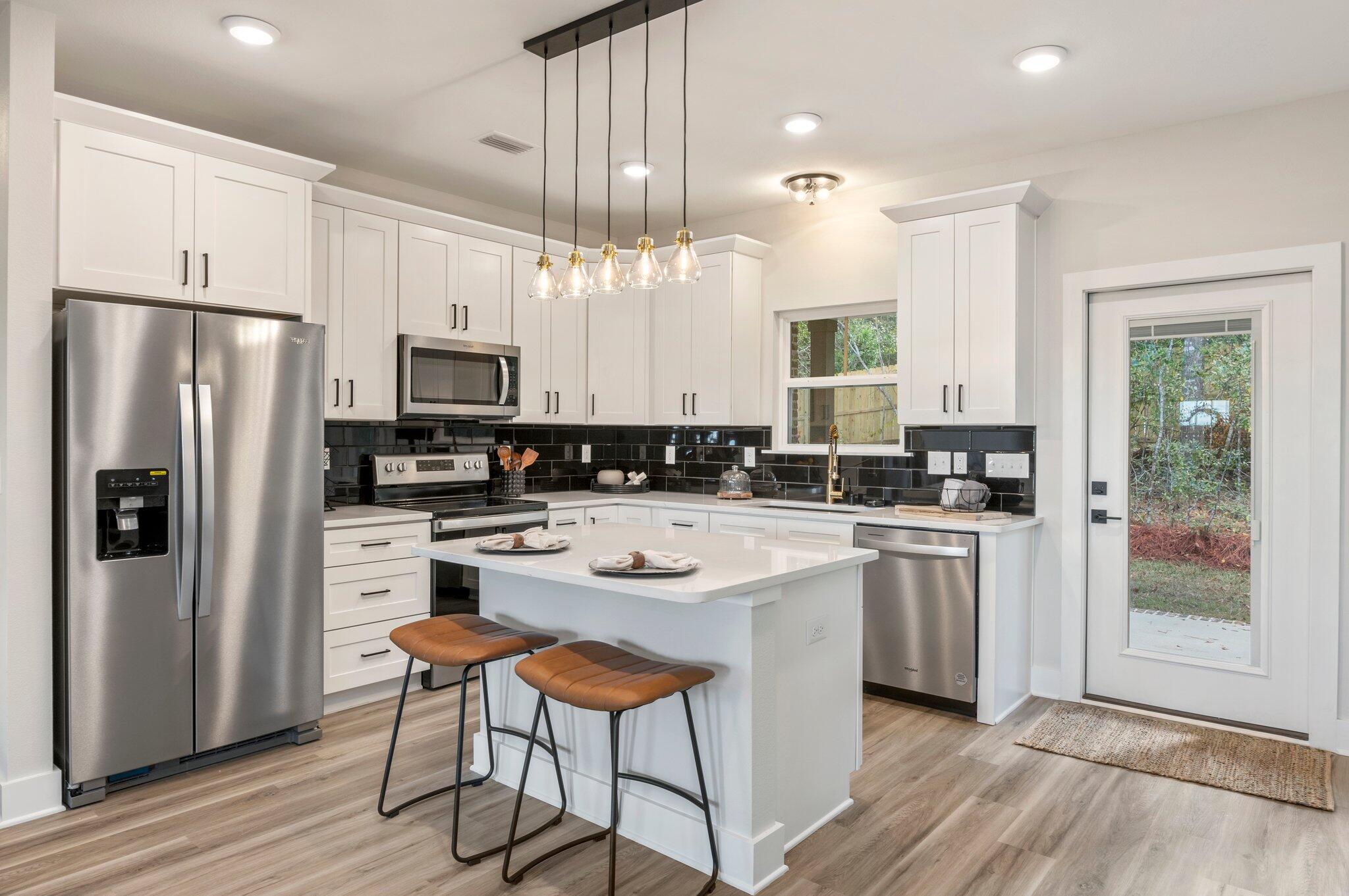 MOSSY OAKS - Residential