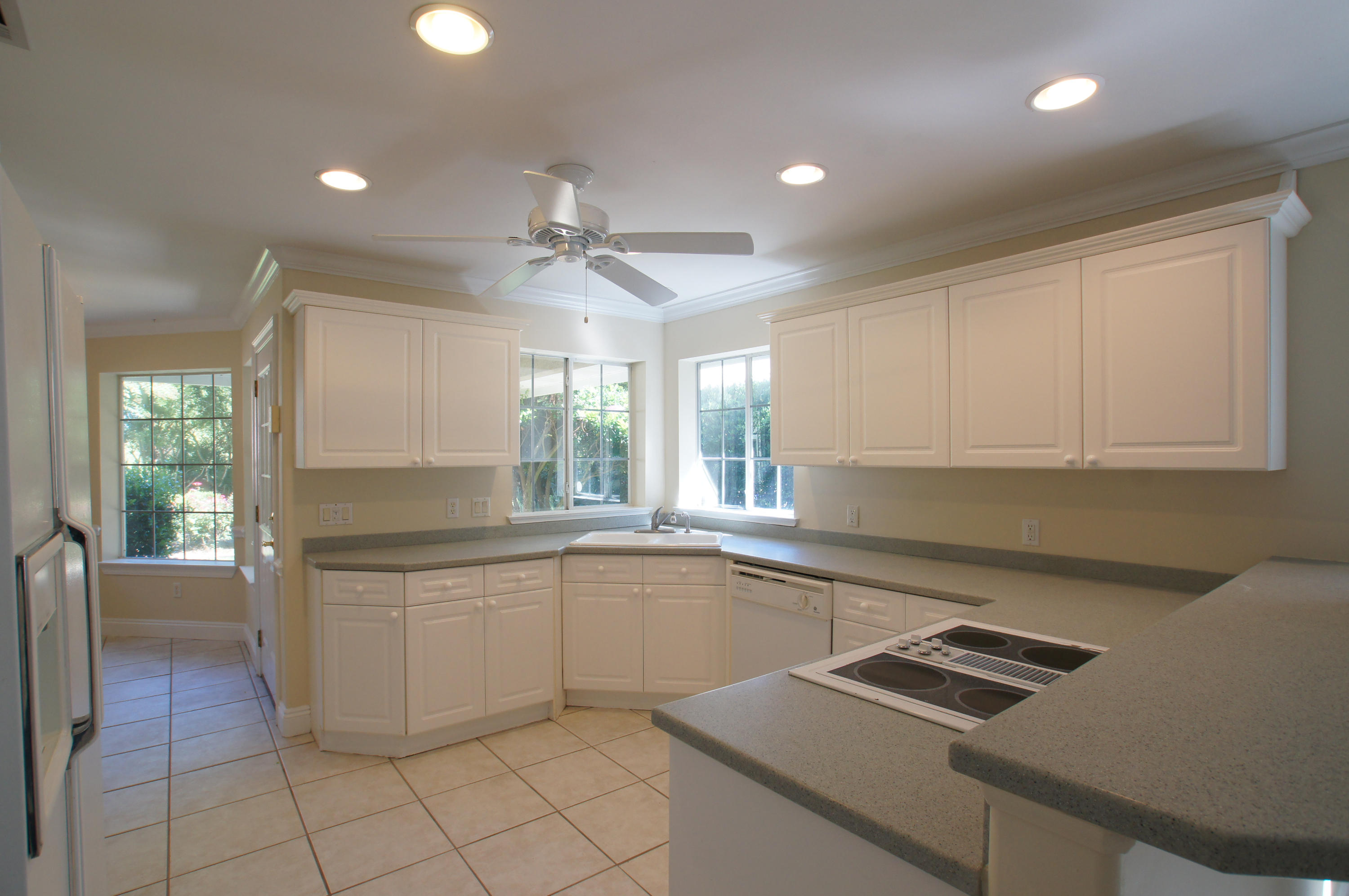 EMERALD BAY PH 1A - Residential