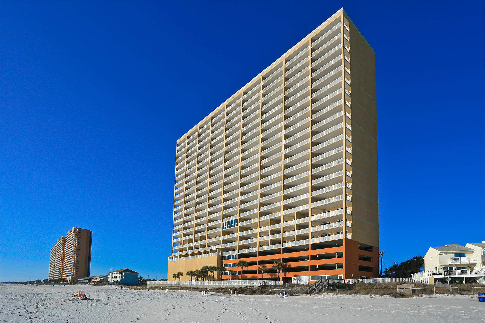 TROPIC WINDS - Residential