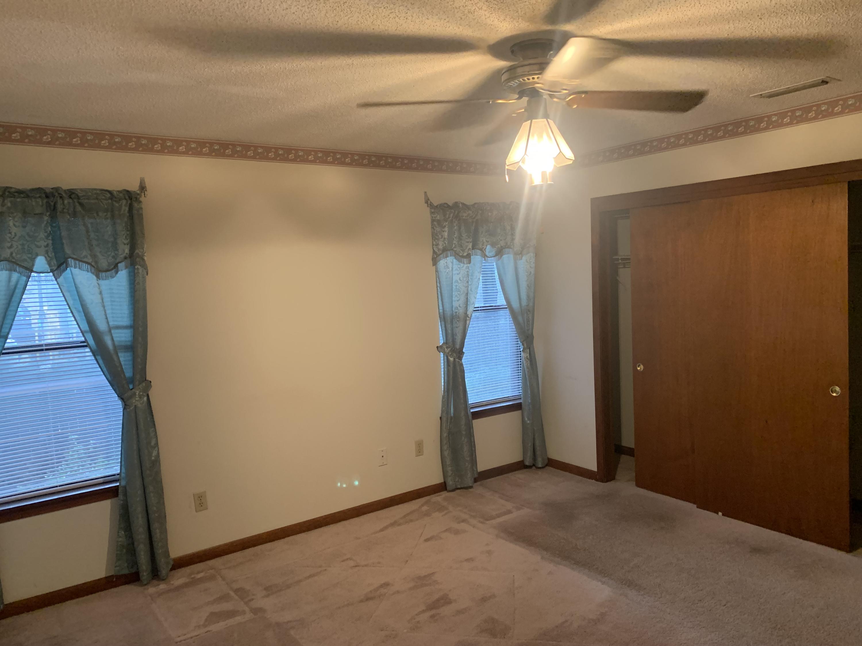 VALPARAISO PINECREST 5 - Residential