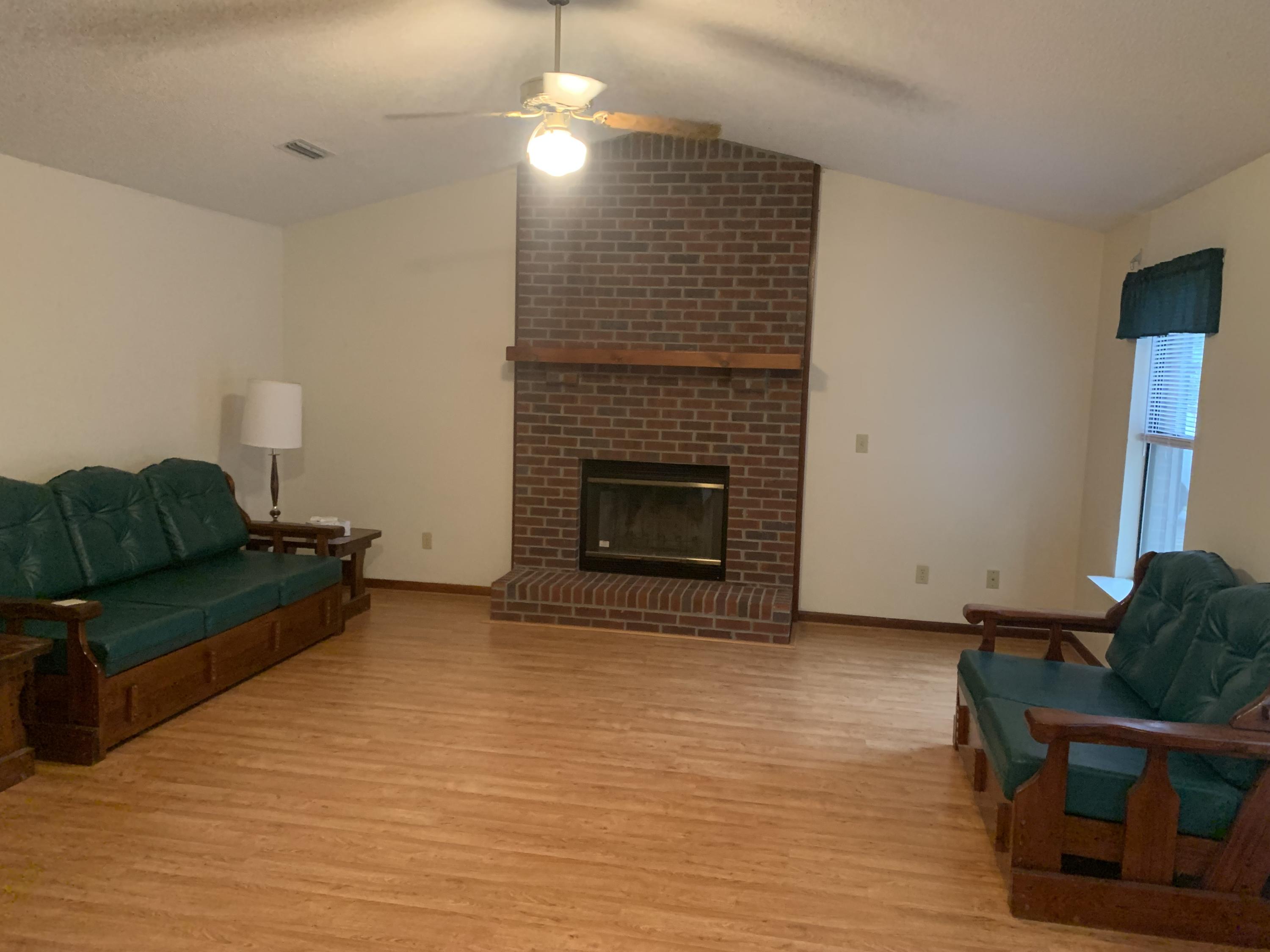 VALPARAISO PINECREST 5 - Residential