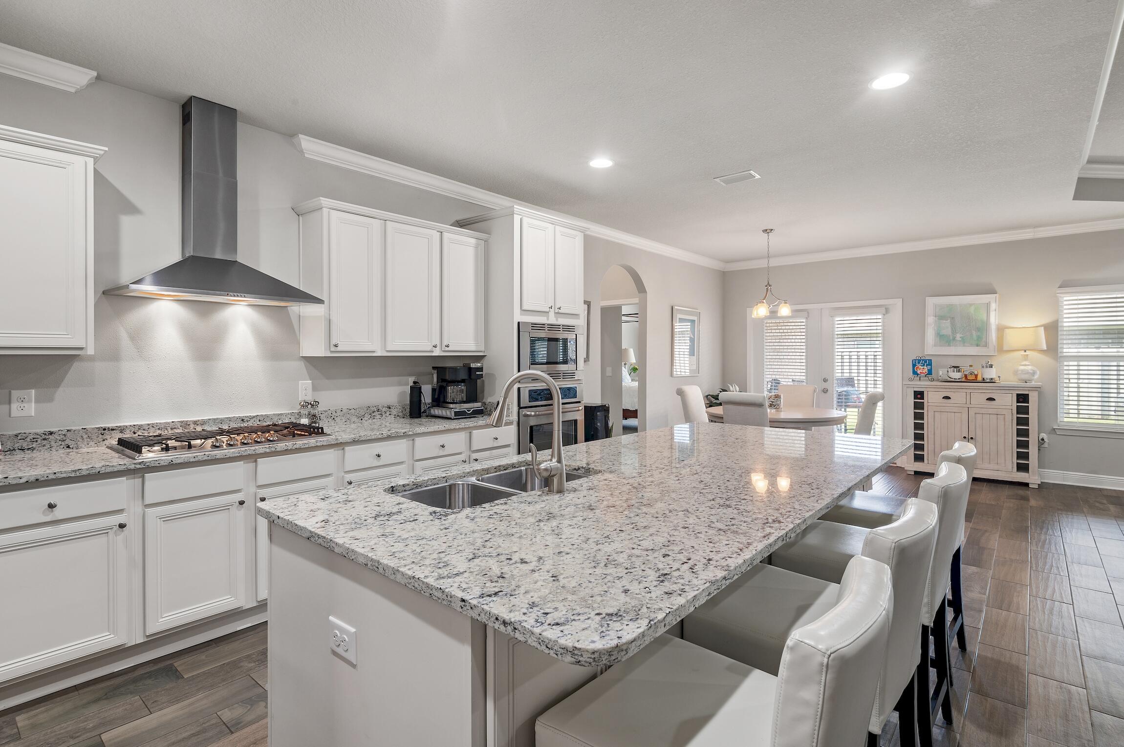 HAMMOCK BAY - Residential