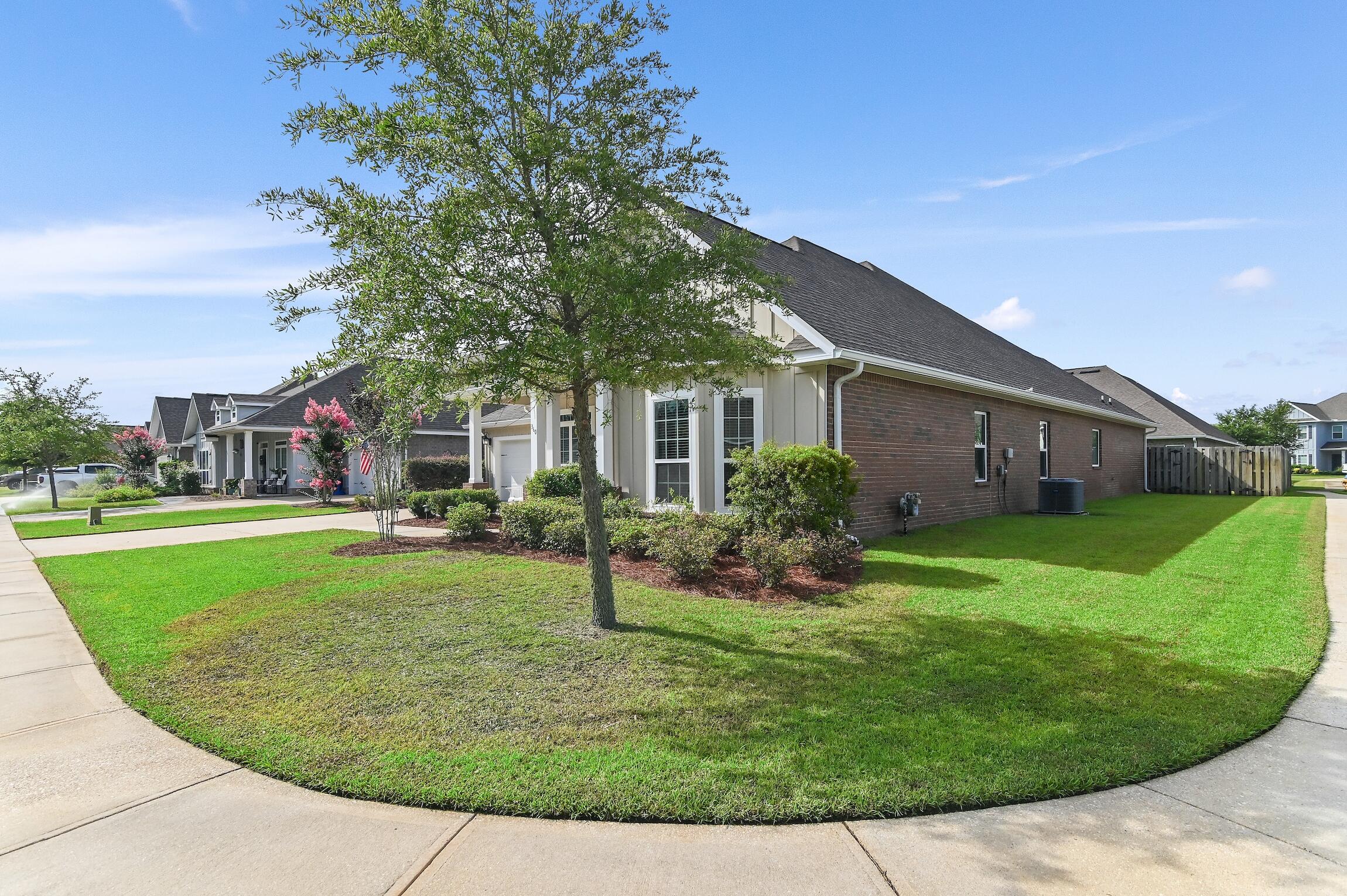 HAMMOCK BAY - Residential