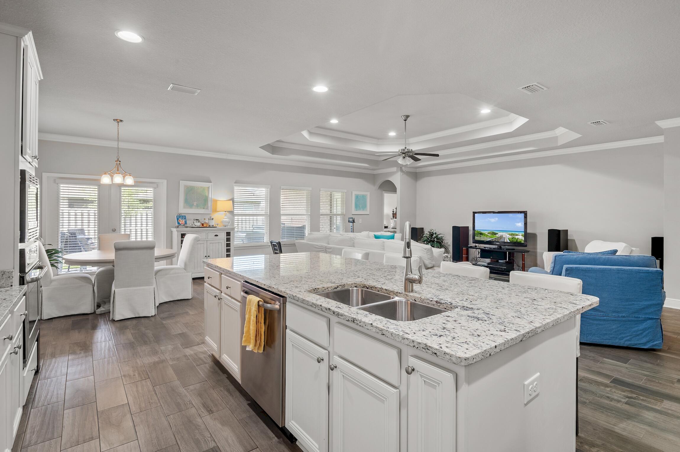 HAMMOCK BAY - Residential