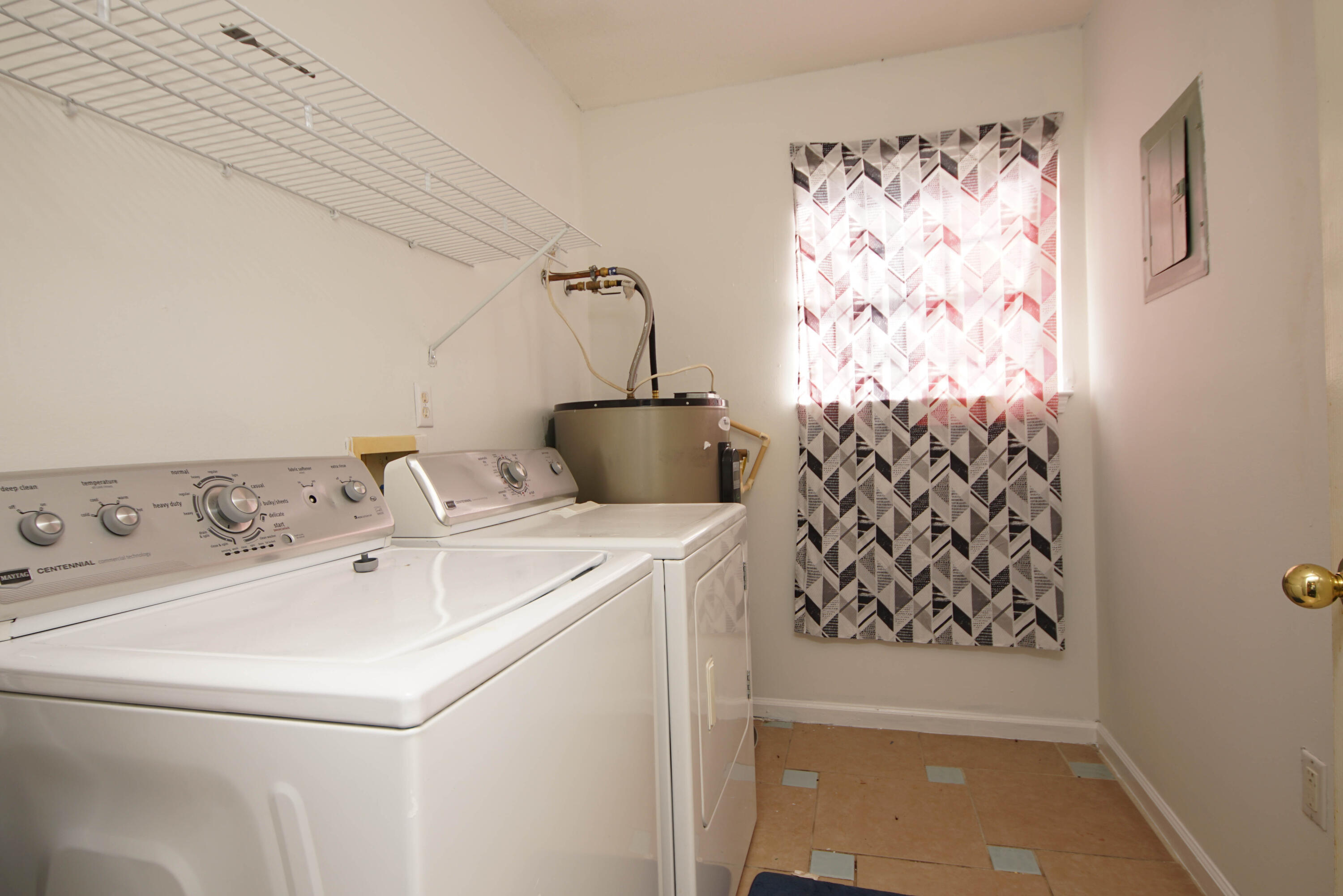 OAKRIDGE - Residential