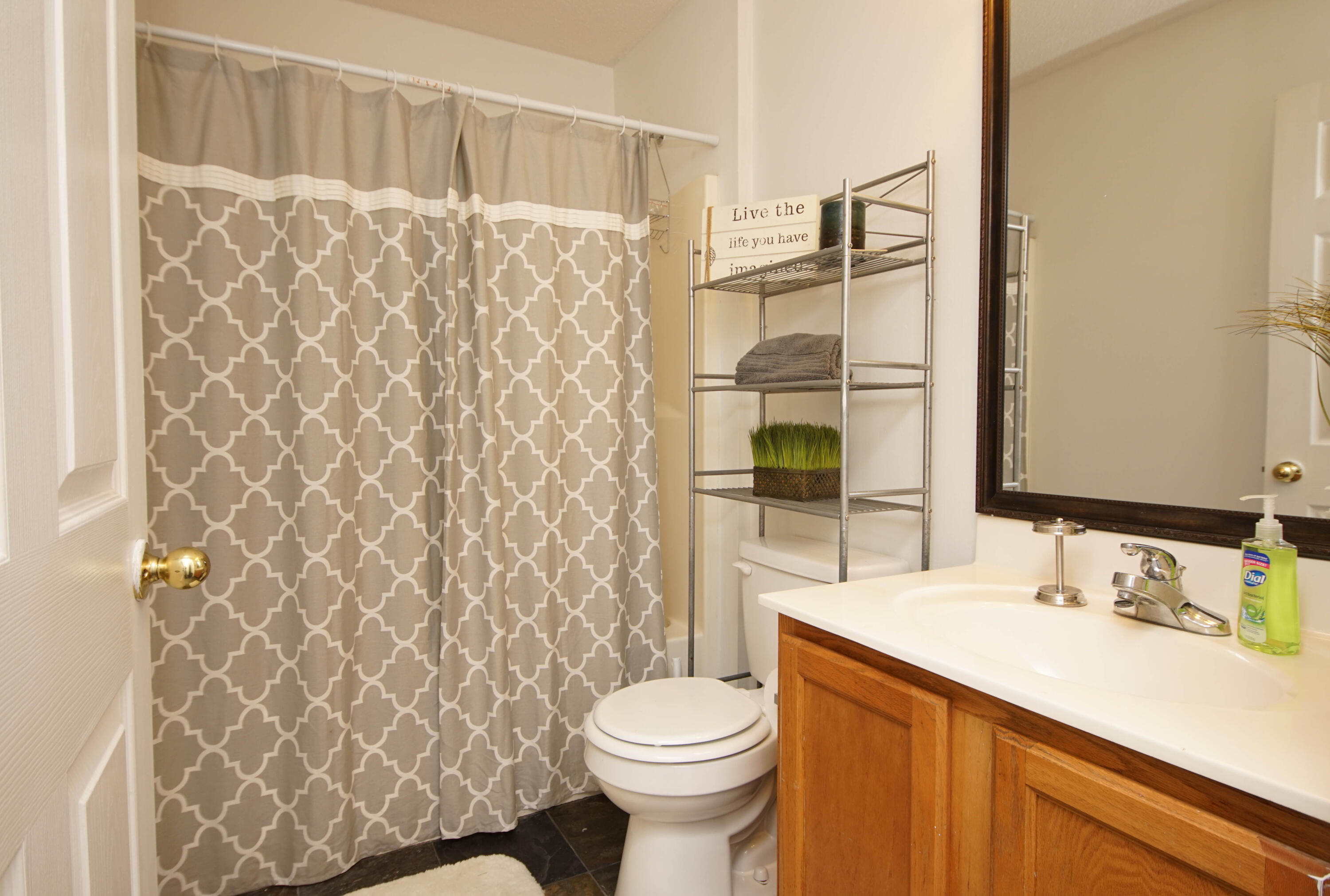 OAKRIDGE - Residential