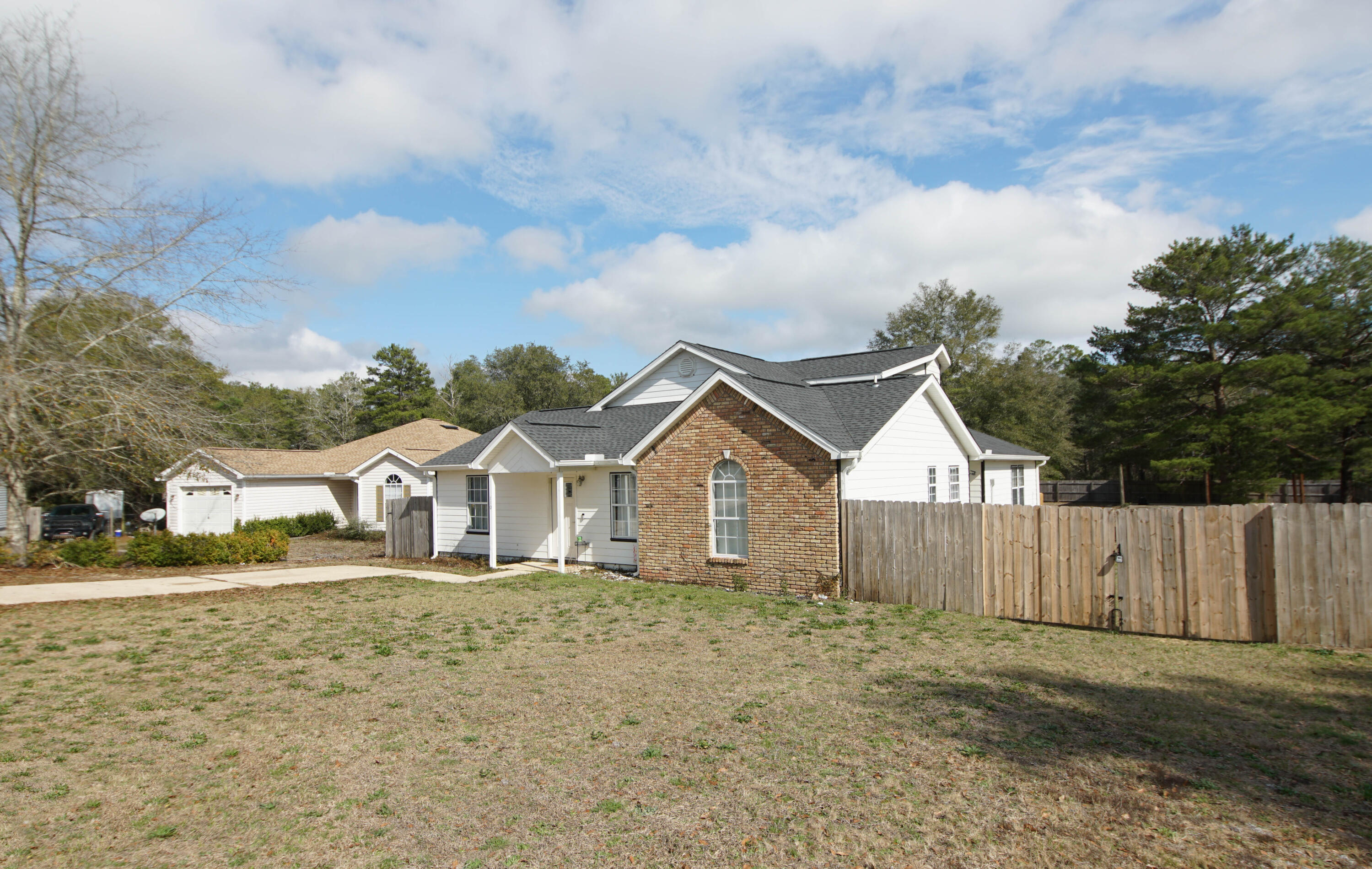 OAKRIDGE - Residential