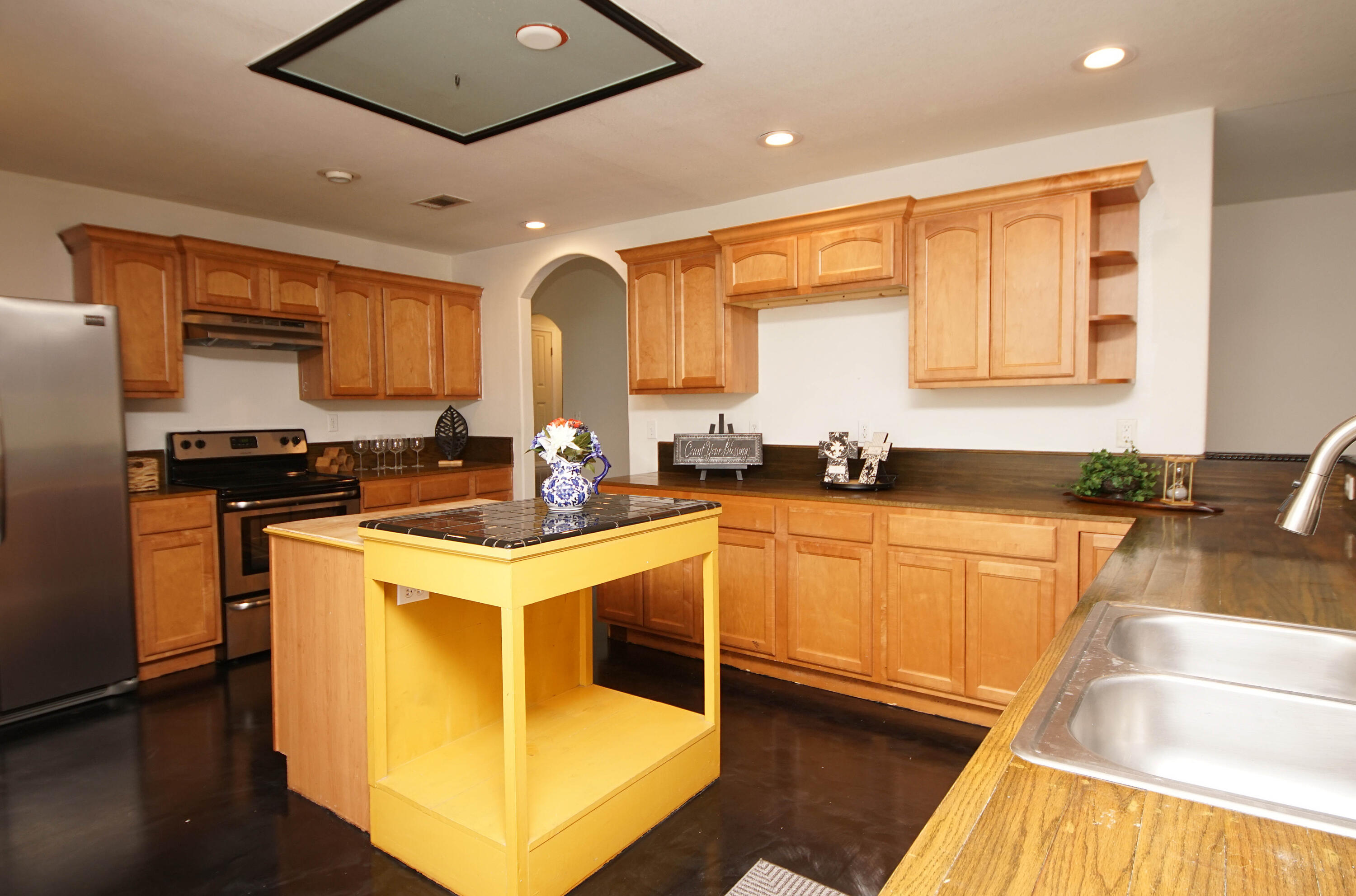 OAKRIDGE - Residential