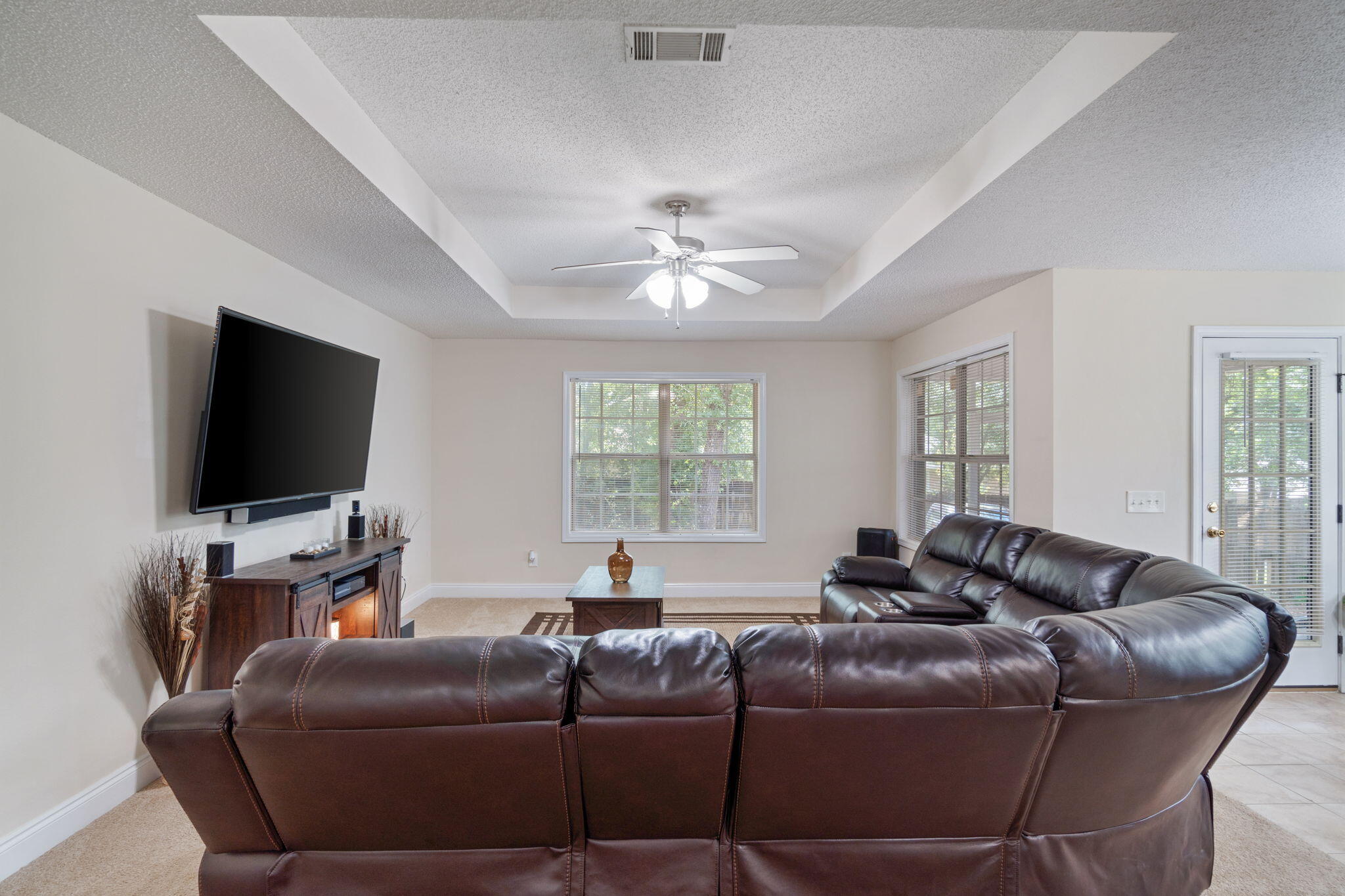 WOODBURY FOREST - Residential