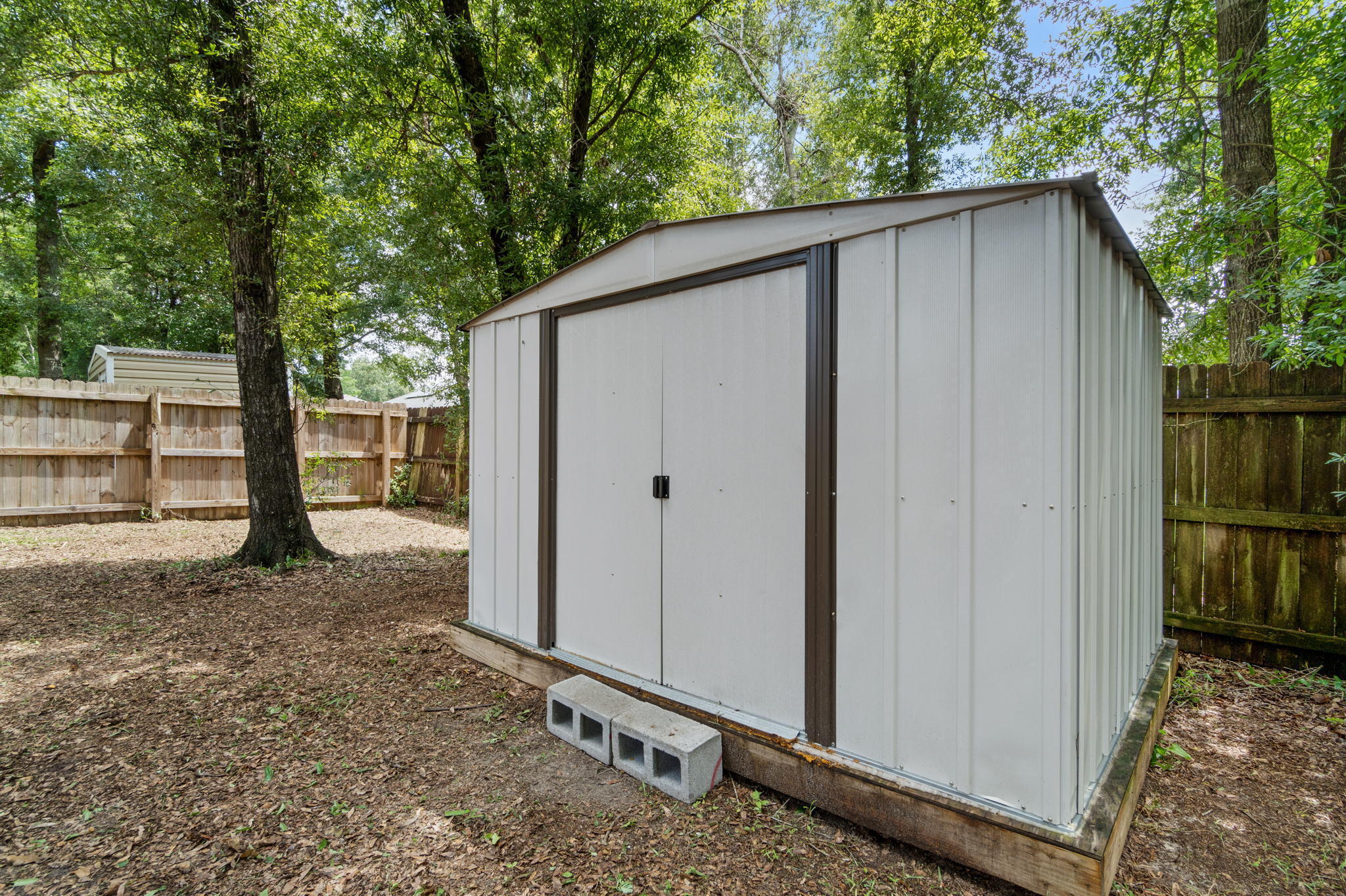 WOODBURY FOREST - Residential