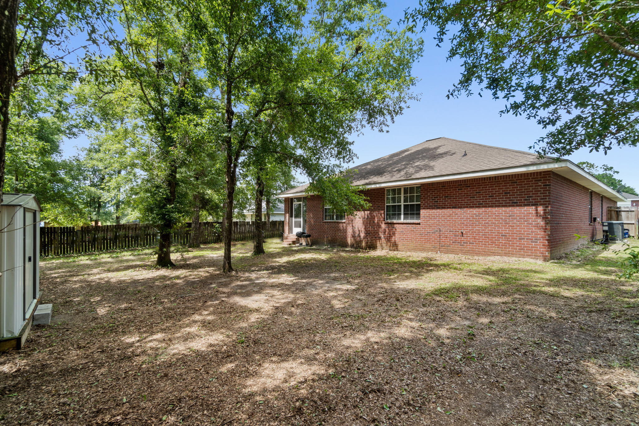 WOODBURY FOREST - Residential