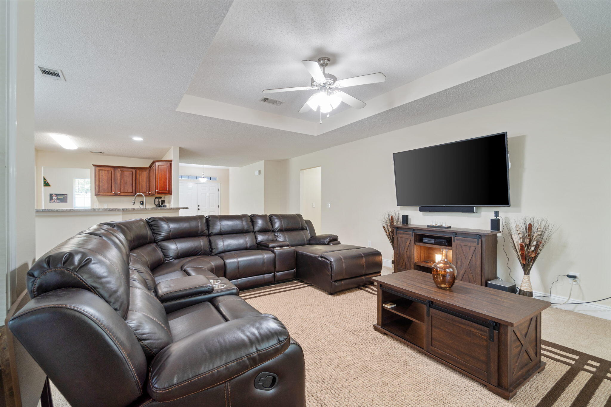 WOODBURY FOREST - Residential