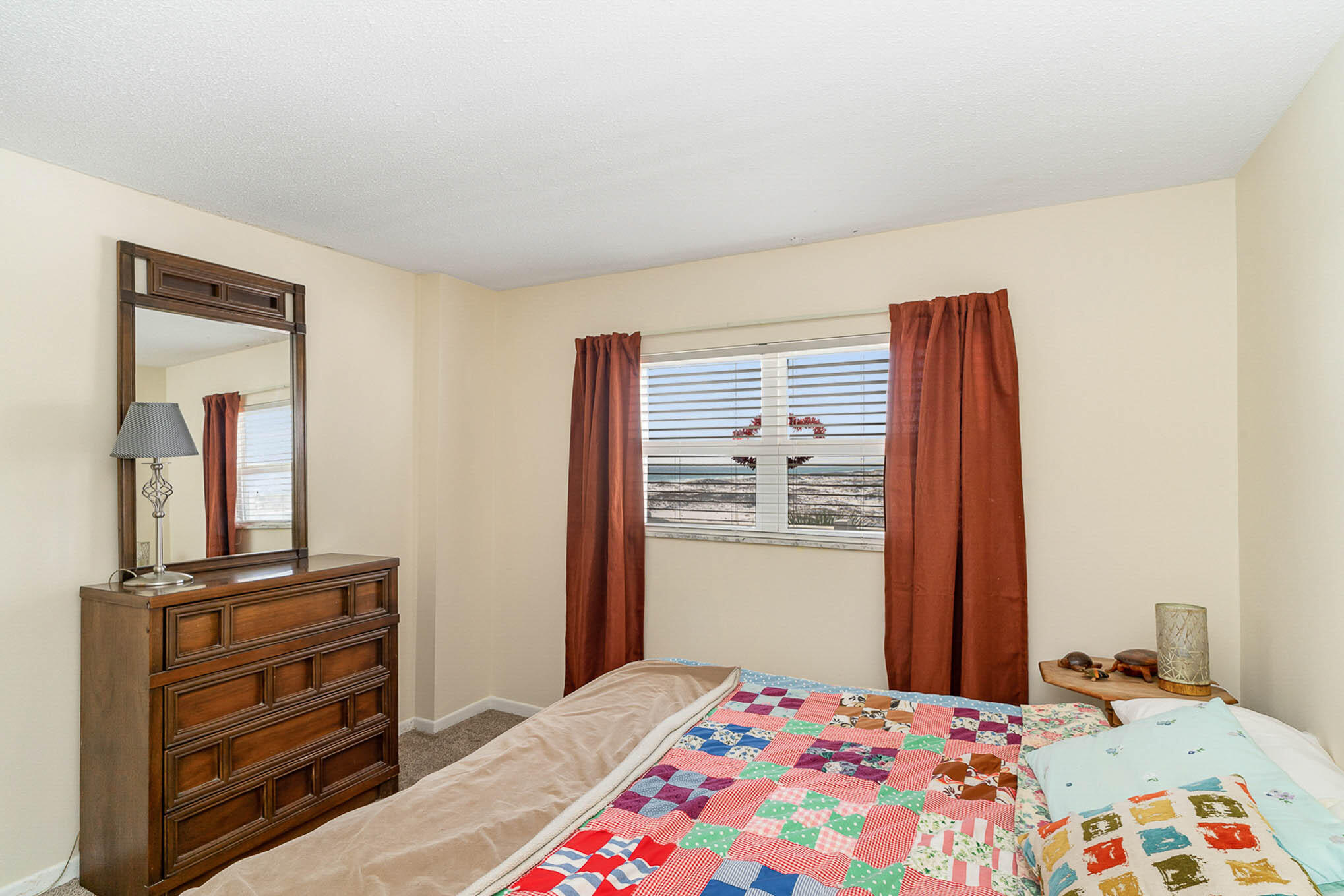 EL MATADOR CONDO - Residential