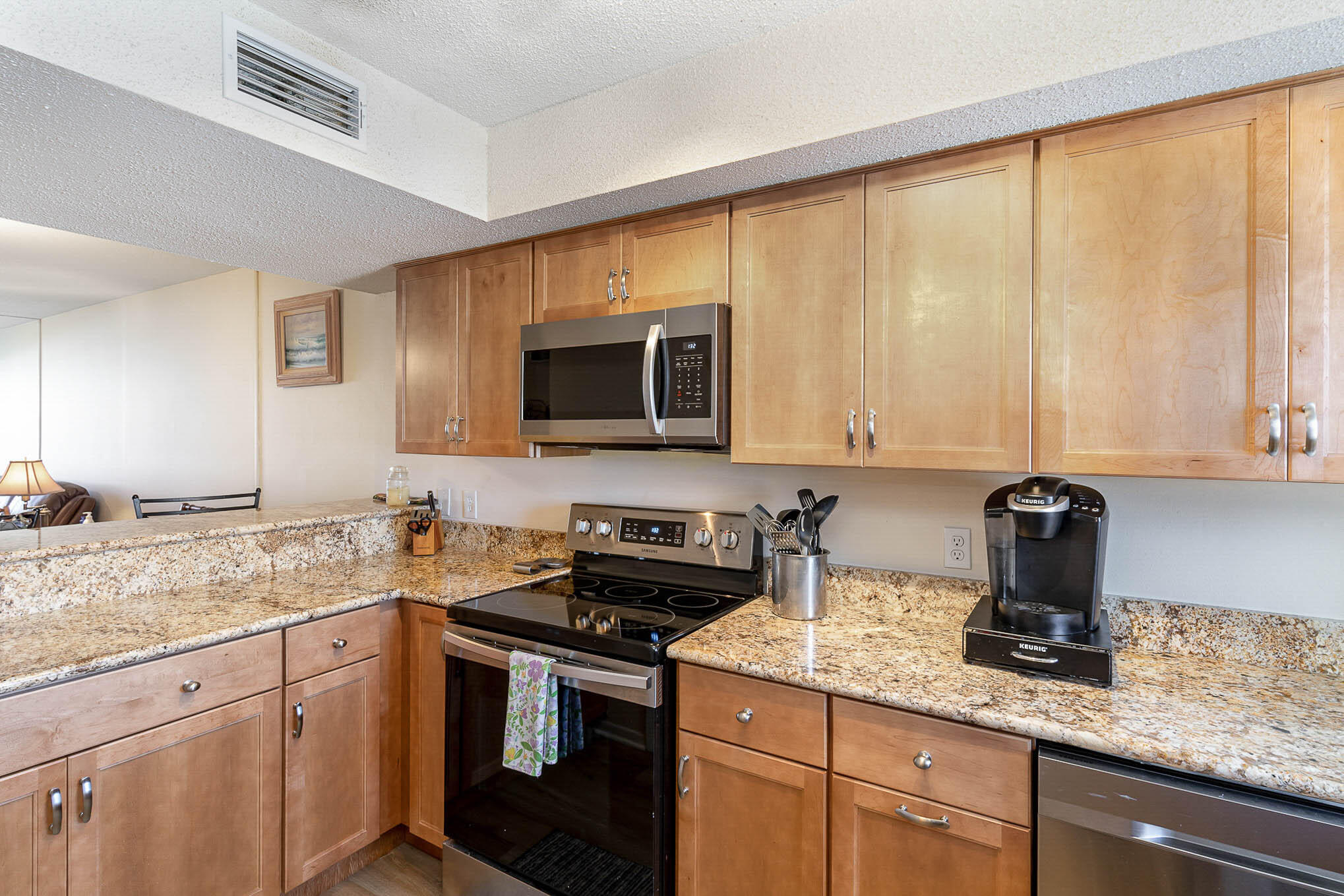 EL MATADOR CONDO - Residential