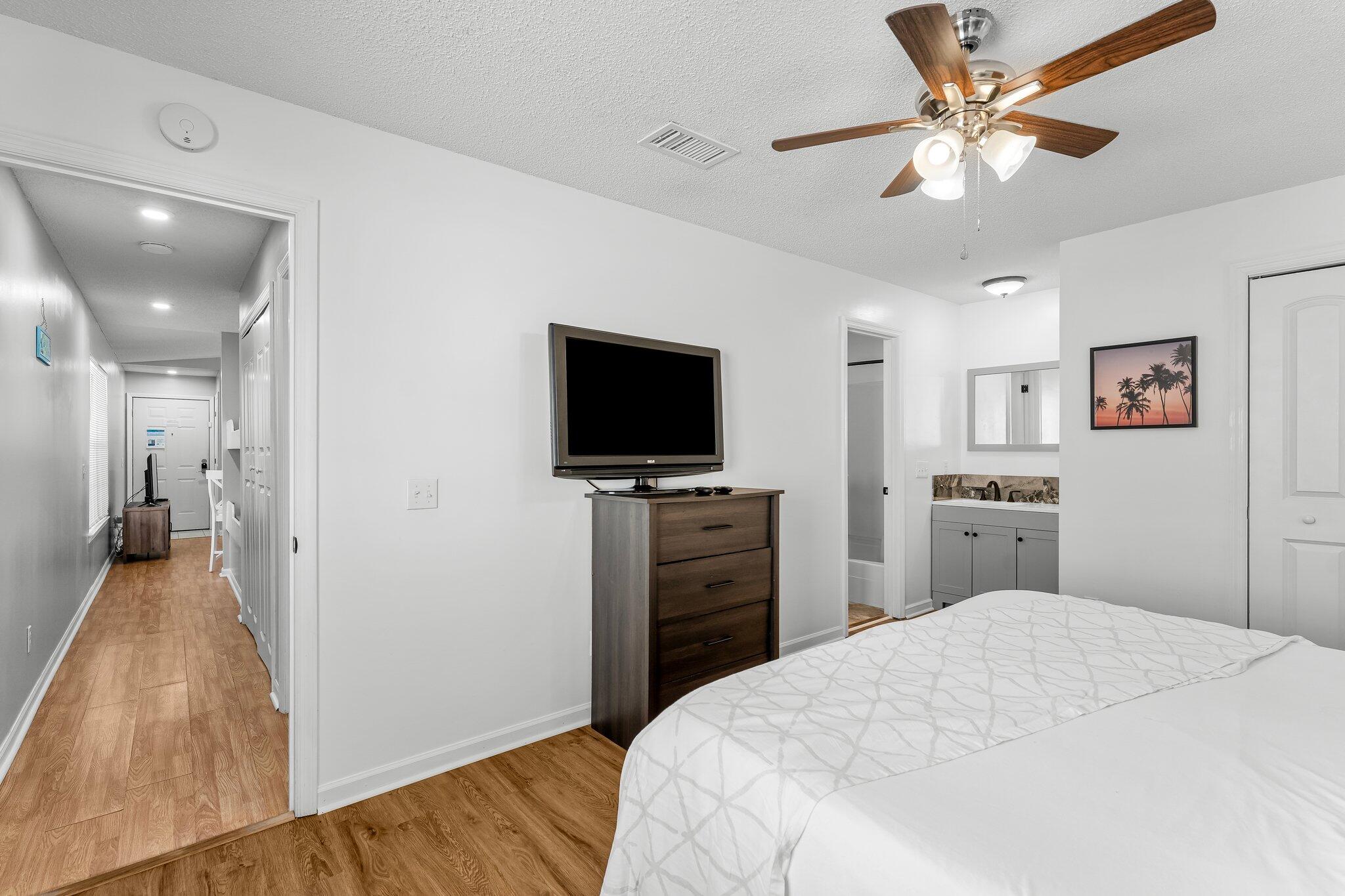 HORIZON SOUTH 1 CONDO - Residential