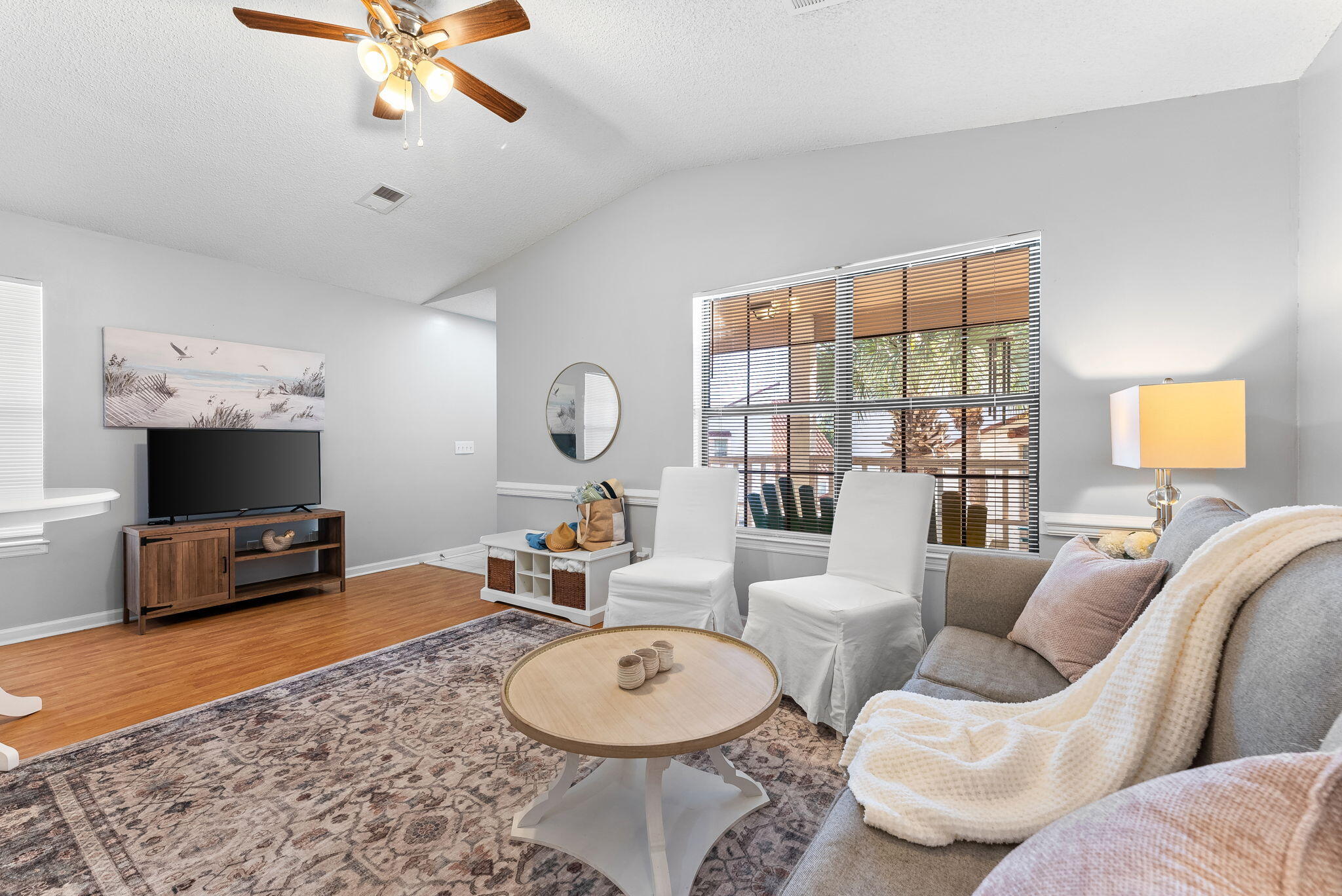 HORIZON SOUTH 1 CONDO - Residential