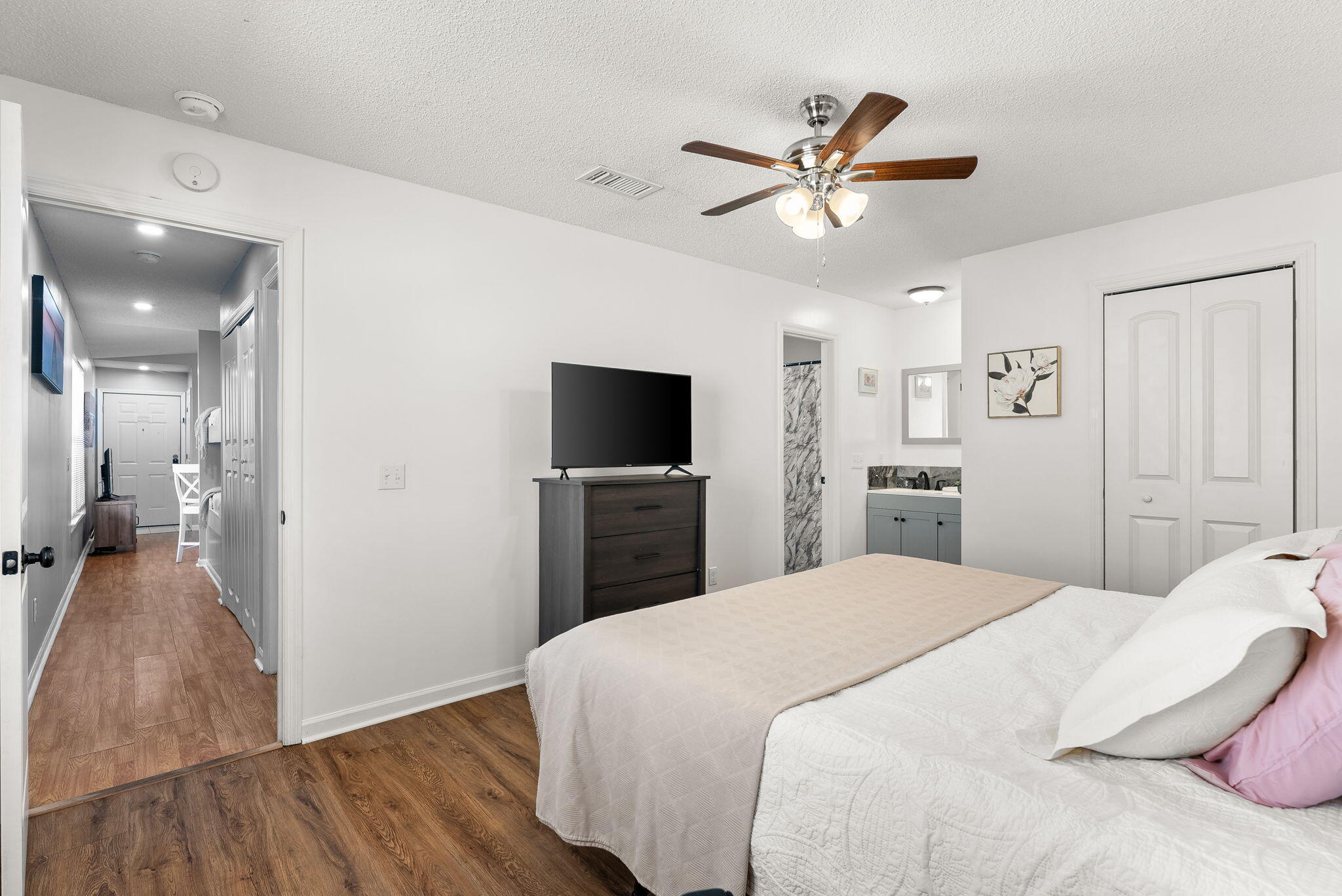 HORIZON SOUTH 1 CONDO - Residential