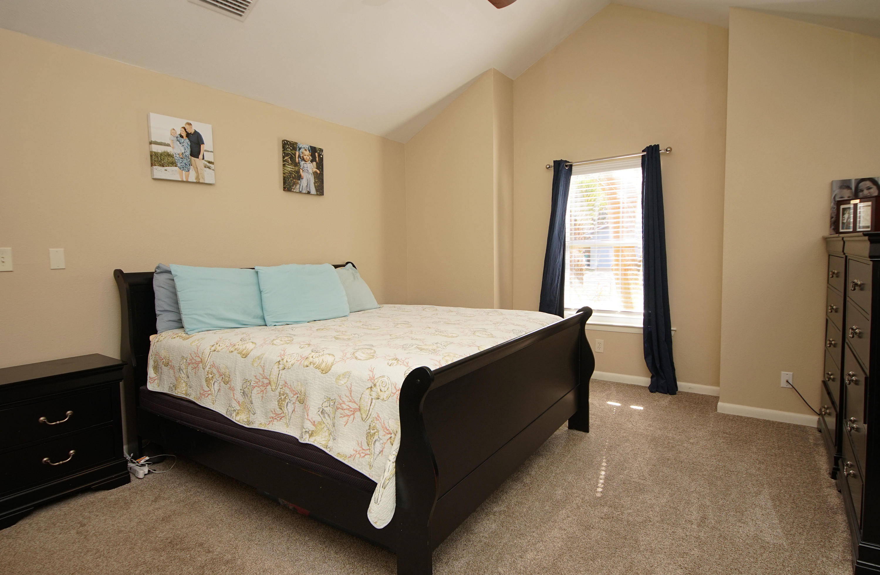 BAYVIEW MANOR - Residential