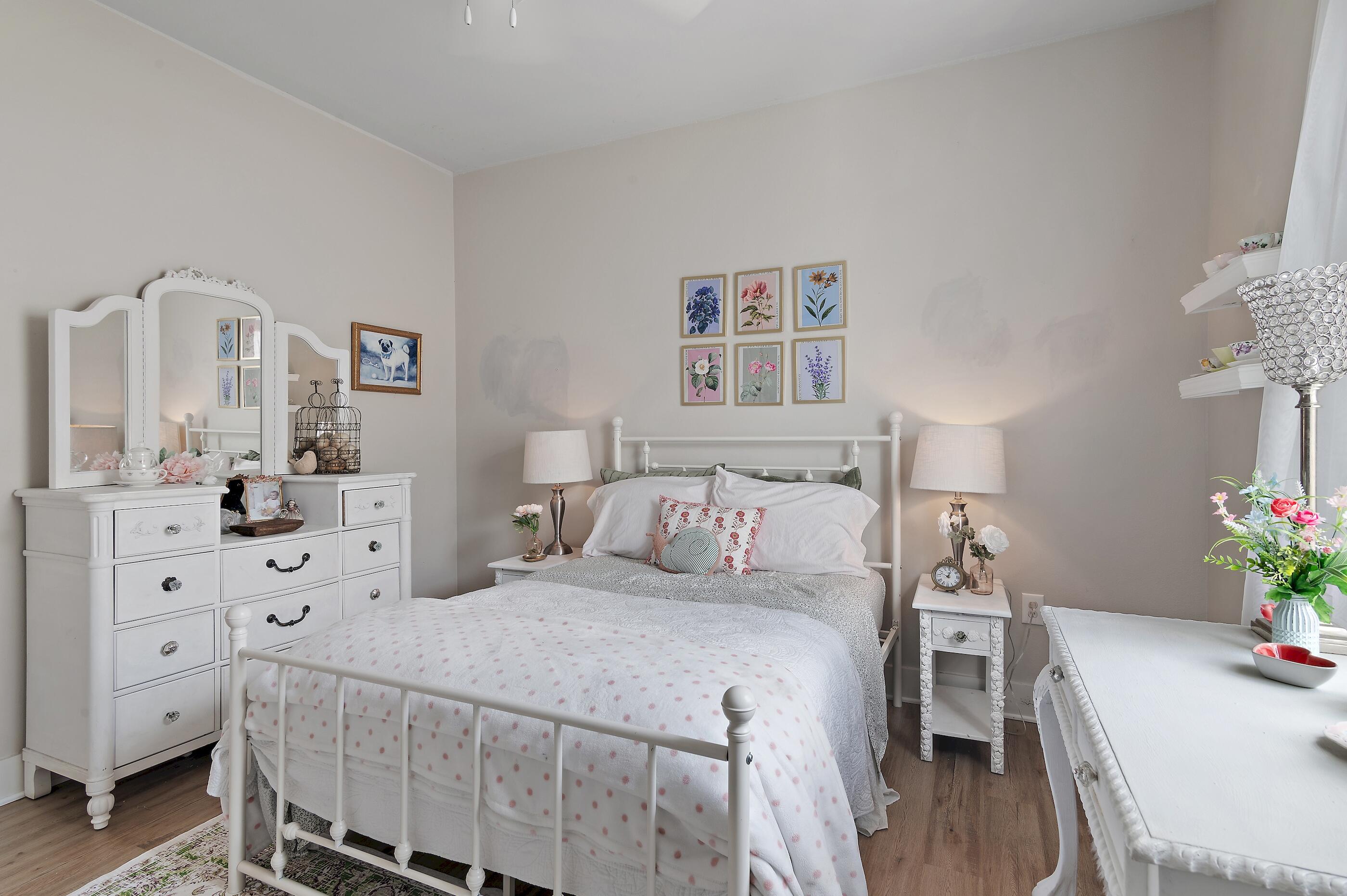 Paradise Cove - Residential