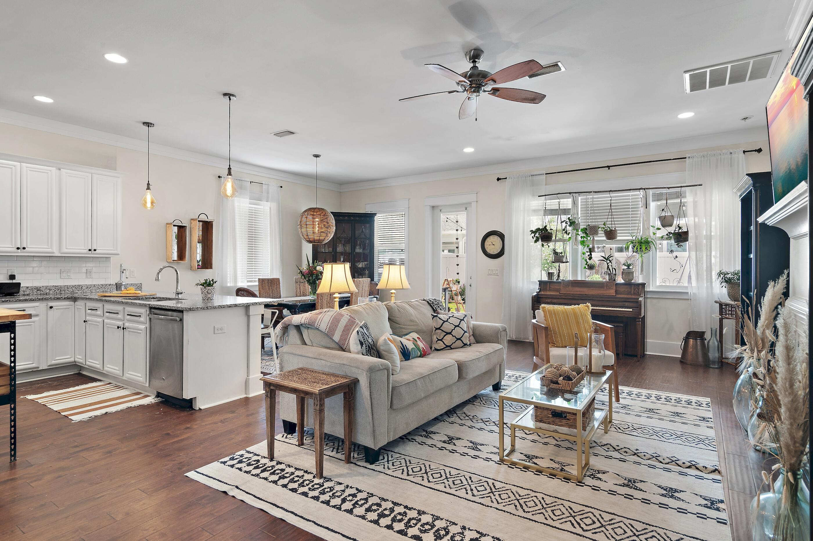 Paradise Cove - Residential