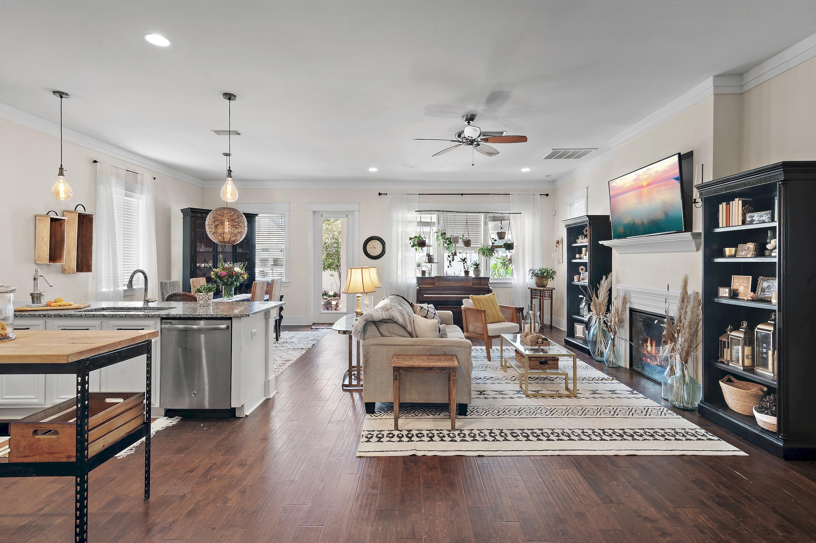 Paradise Cove - Residential