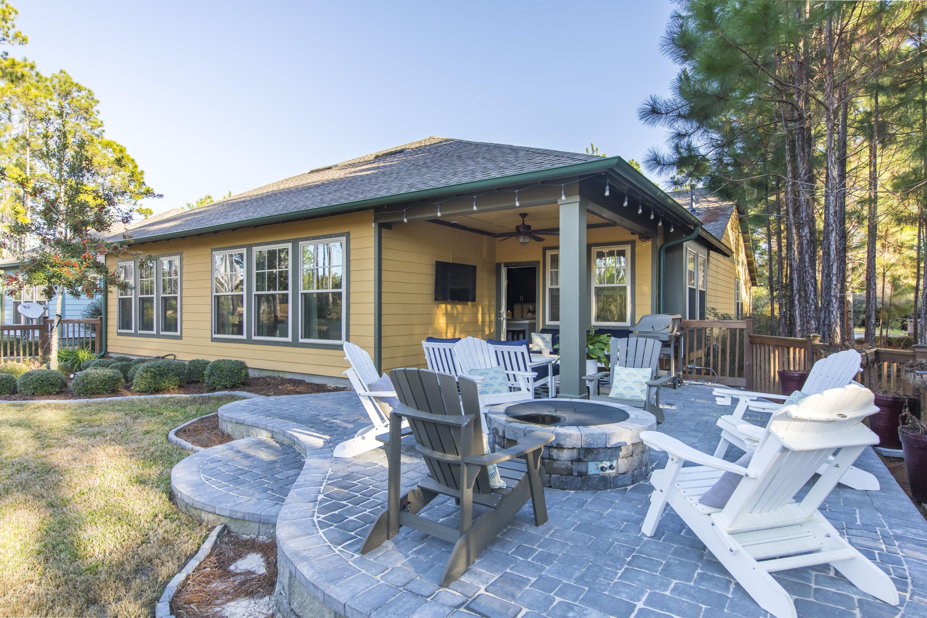 Wild Heron - Residential