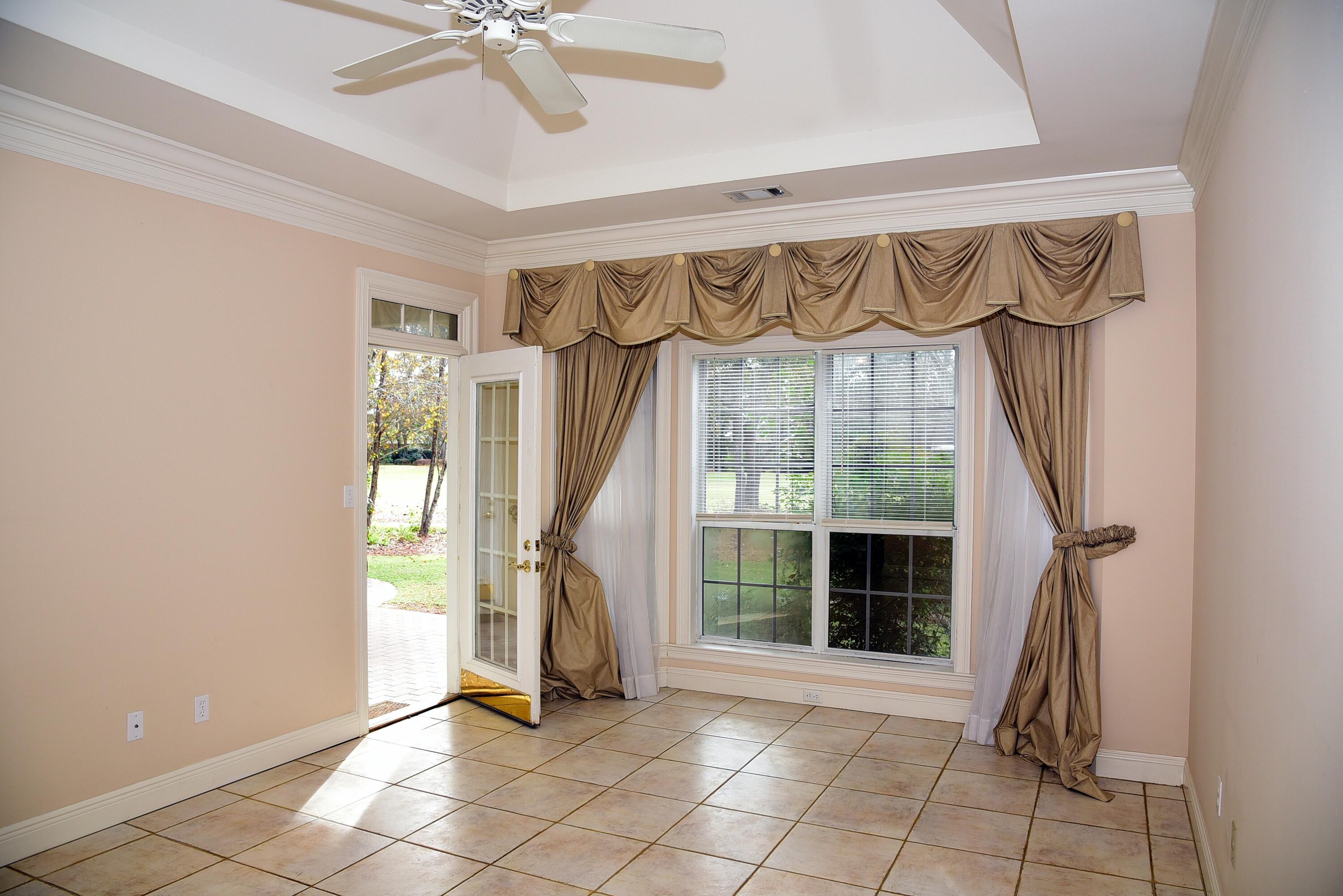 OAKMONT PLACE - Residential Lease