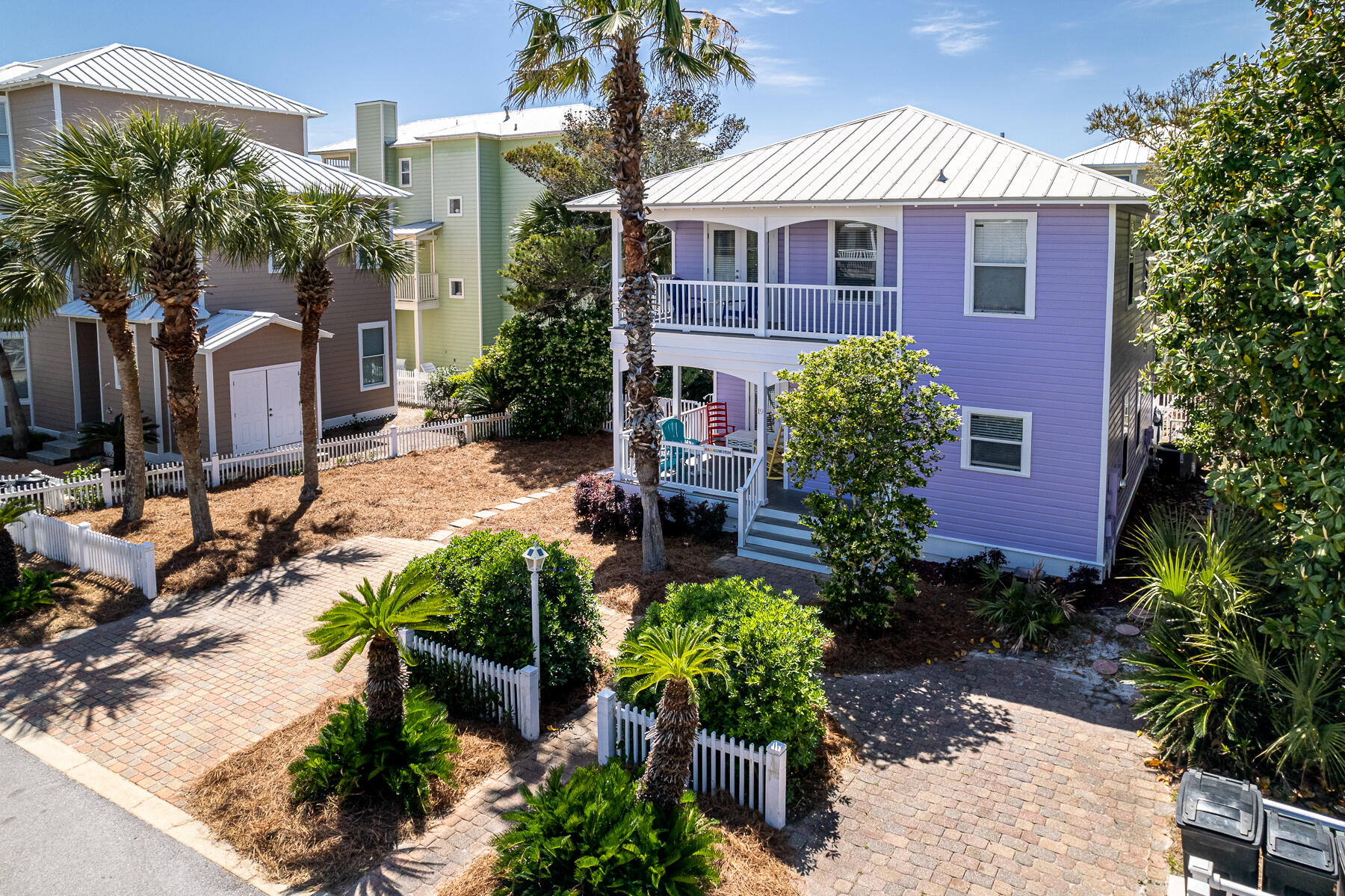 SUNRISE BEACH - Residential