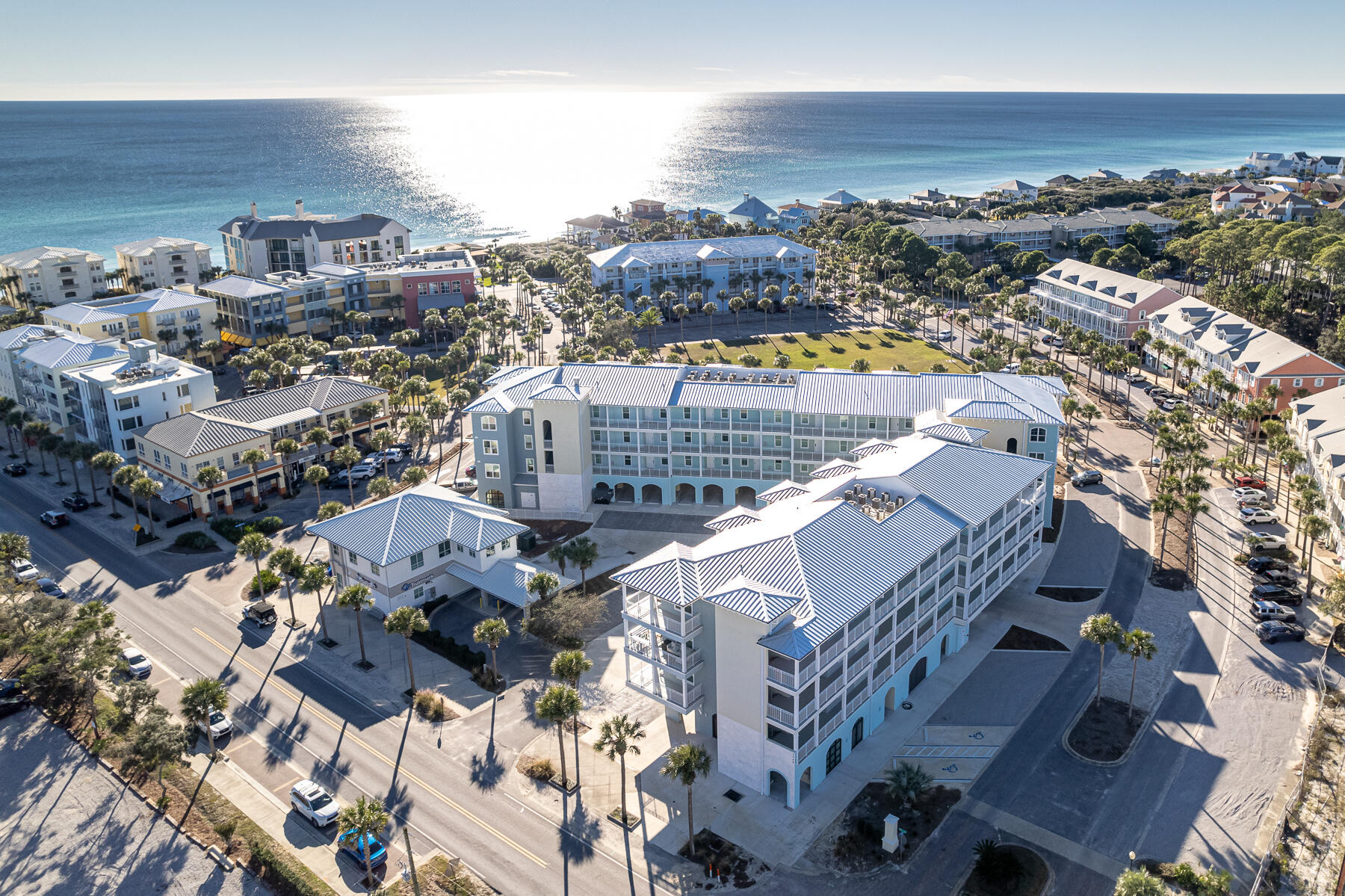 SUNRISE BEACH - Residential