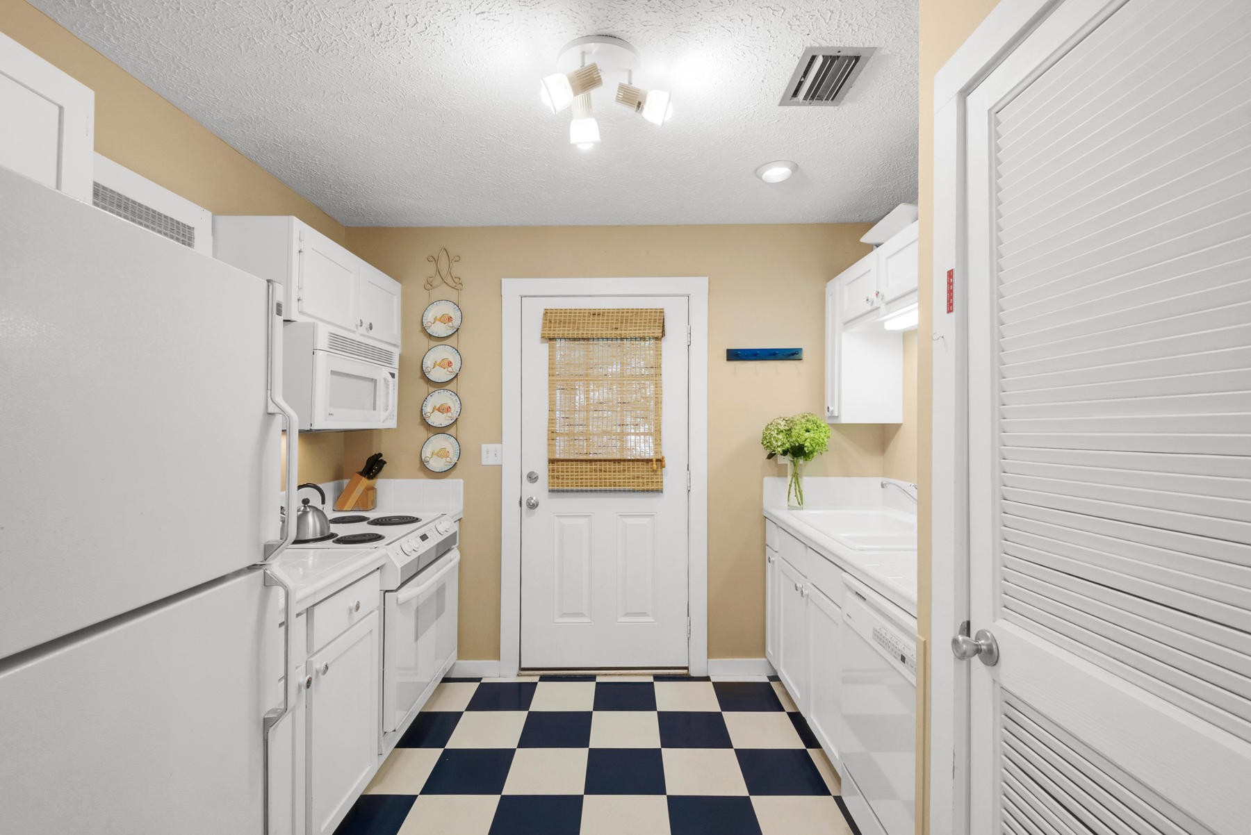 SEASIDE 01 - Residential